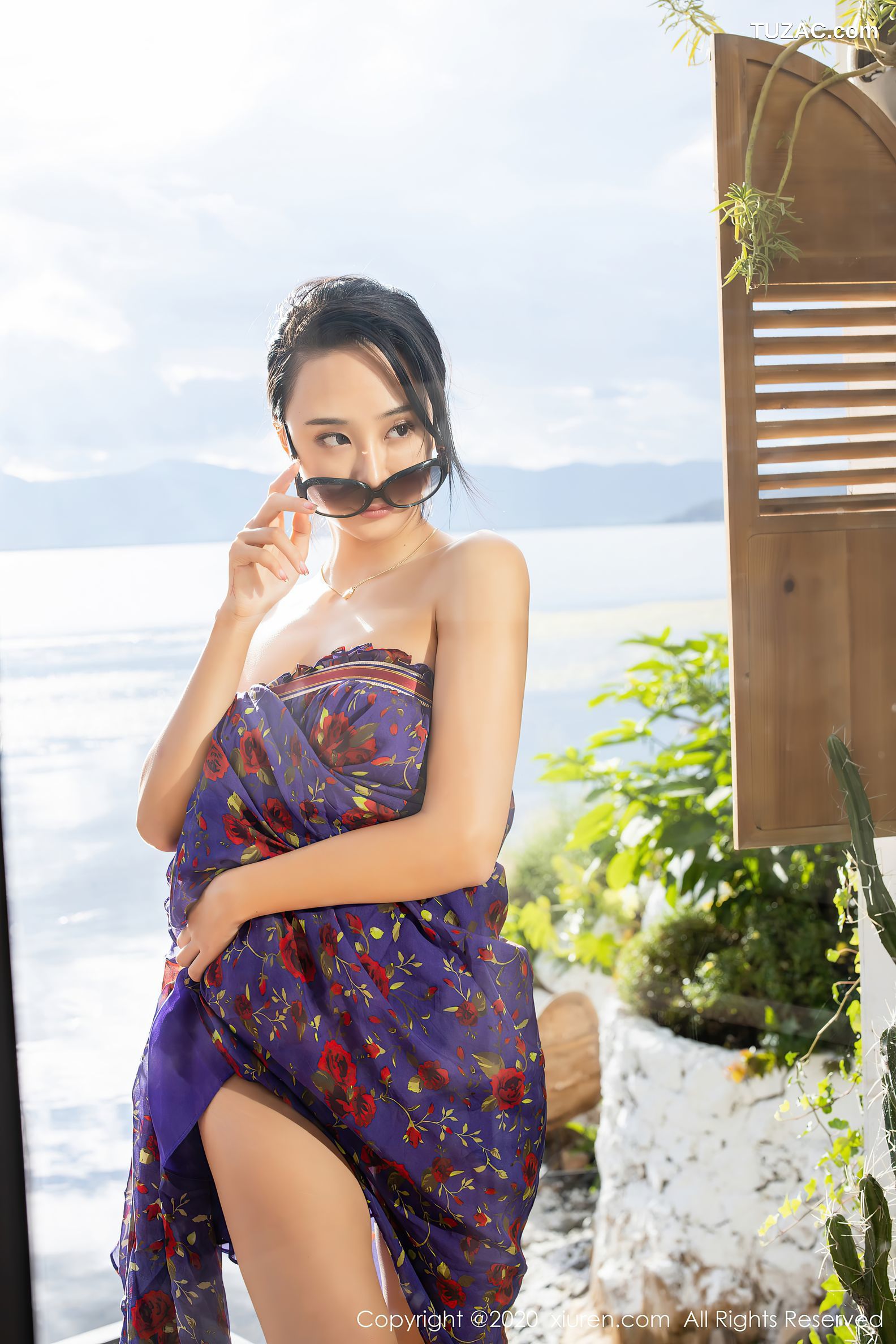 XiuRen秀人网-2544-蓝夏Akasha-《丝足美腿极致呈现》-2020.09.09