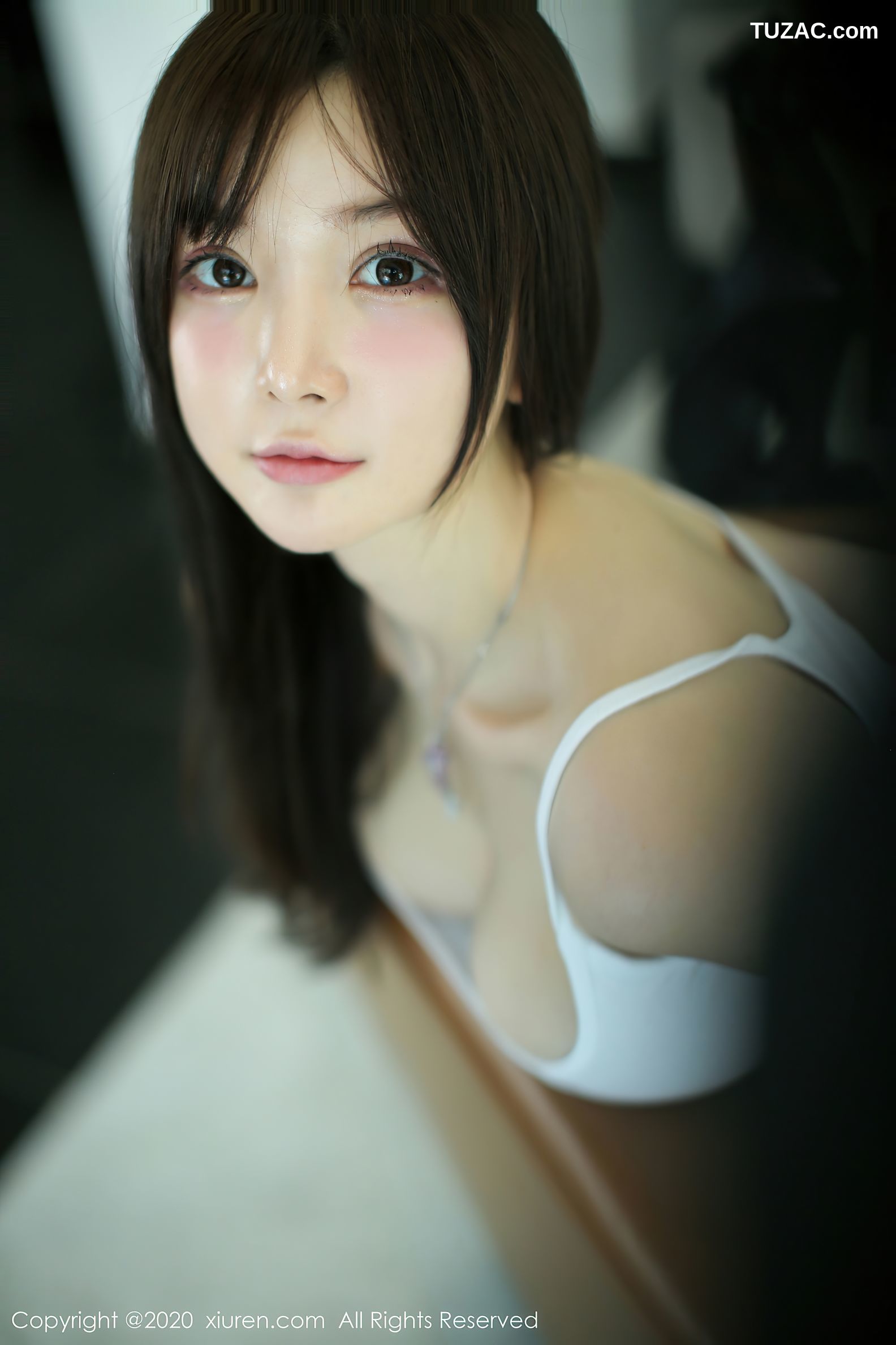 XiuRen秀人网-2565-糯美子-《居家女友白色吊带系列》-2020.09.16