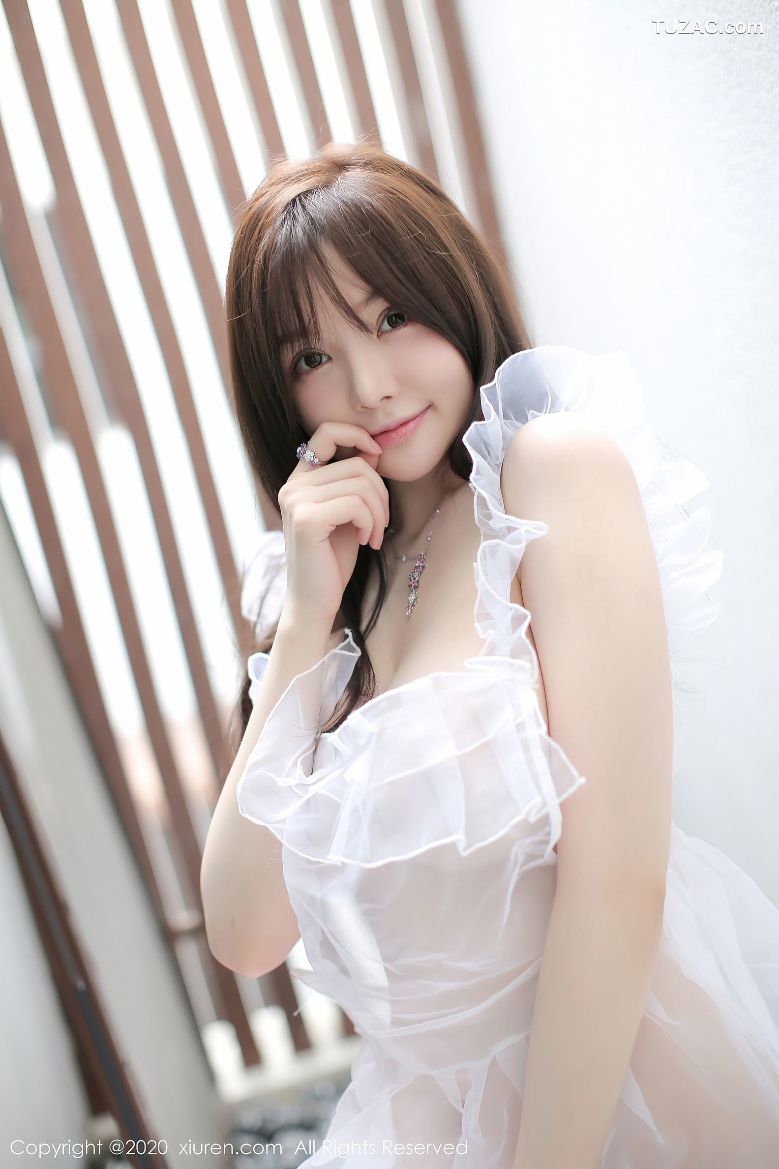 XiuRen秀人网-2660-糯美子-《轻薄的白色透视服饰系列》-2020.10.16