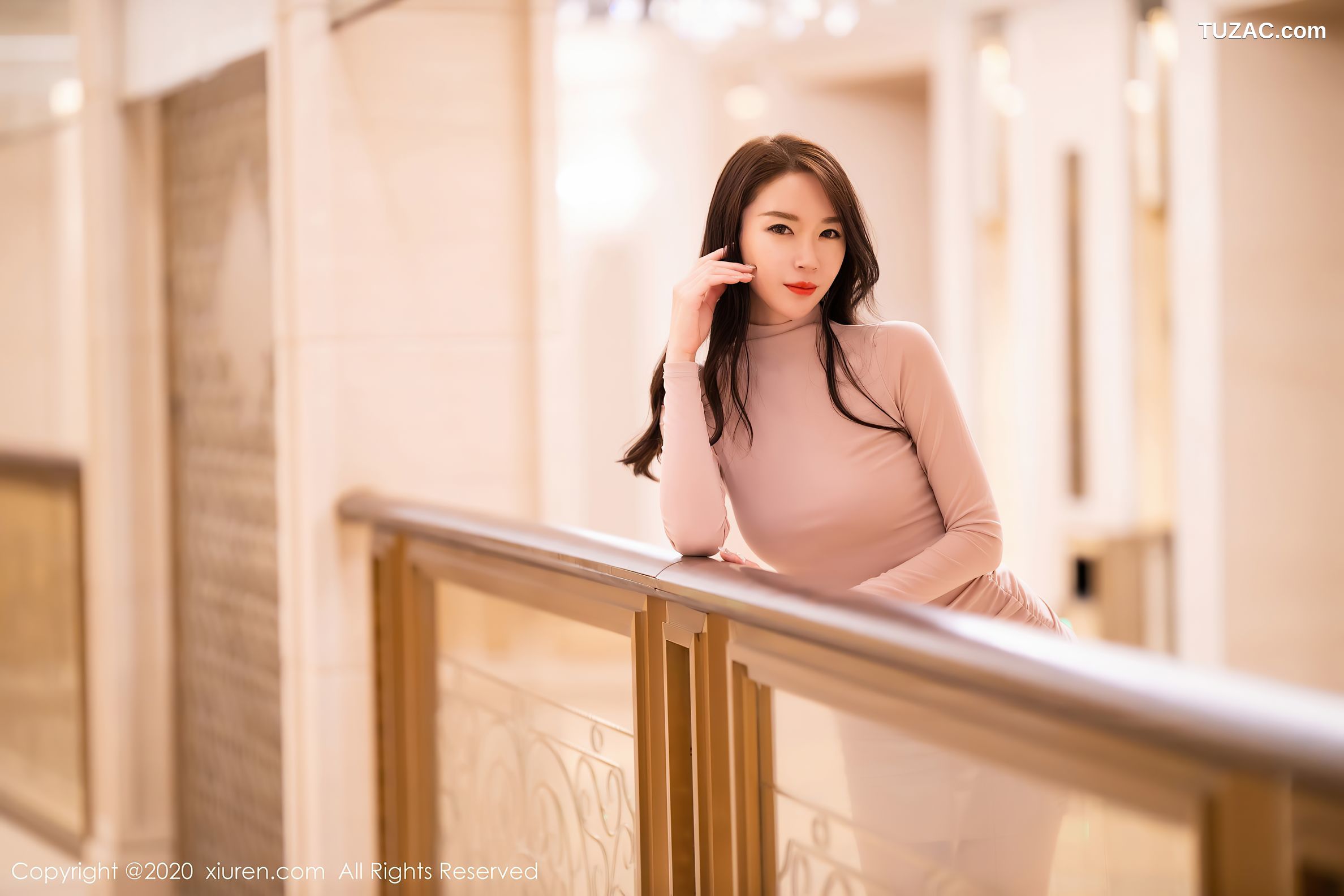 XiuRen秀人网-2677-梦心月-《粉色的礼裙》-2020.10.20