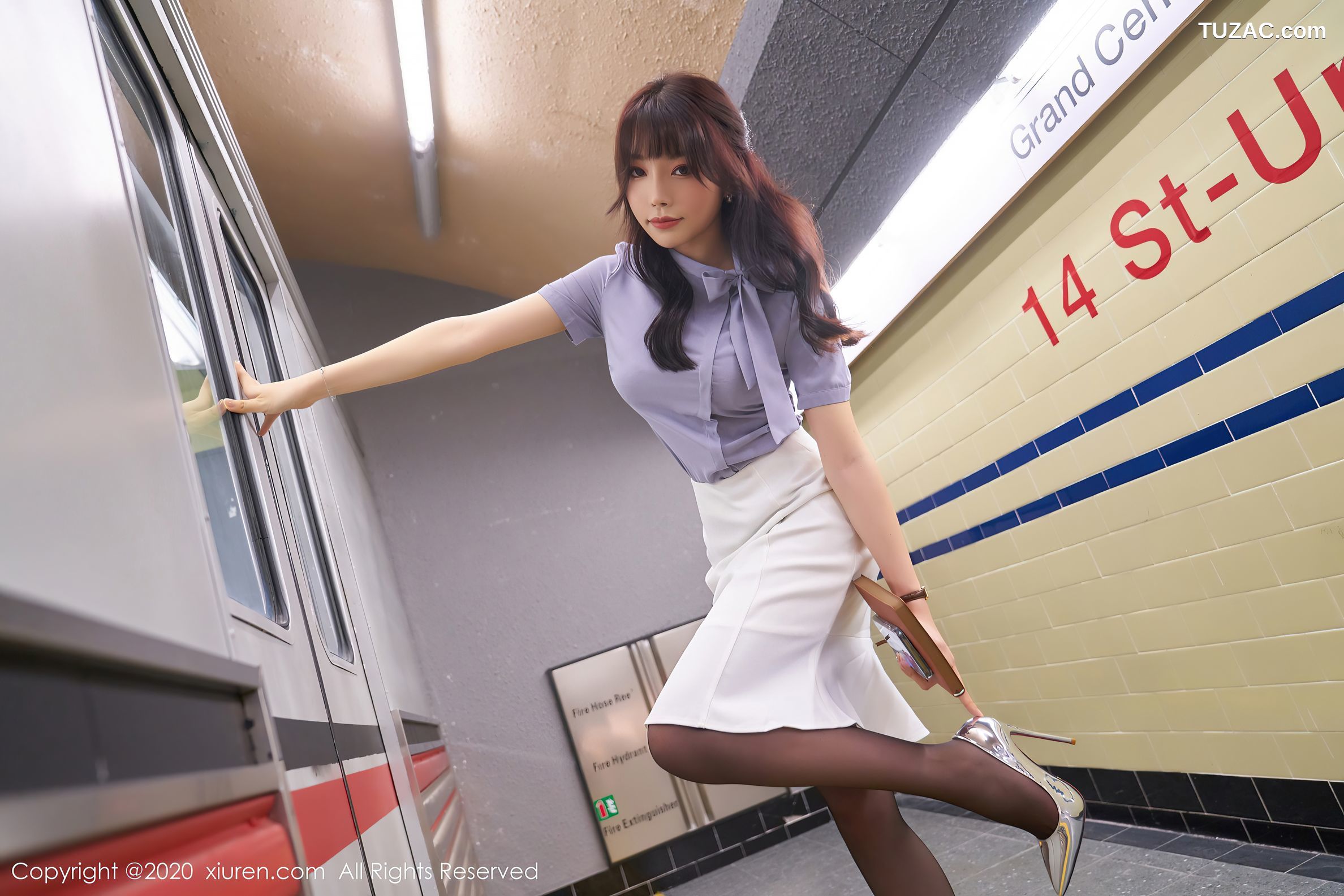 XiuRen秀人网-2834-芝芝-《真实的地铁场景剧情系列》-2020.11.27