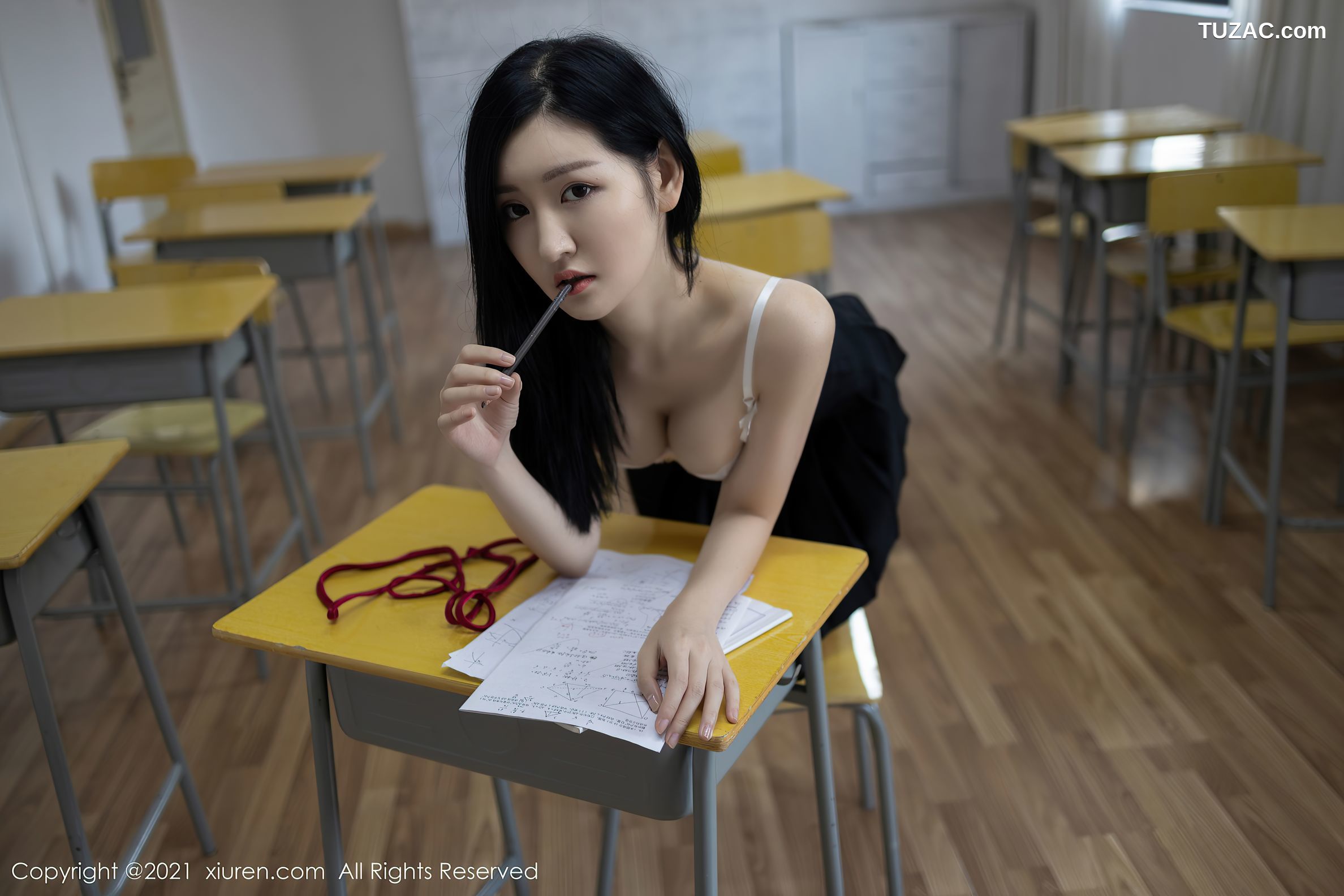 XiuRen秀人网-2970-沈梦瑶-《不良学生主题》-2021.01.05