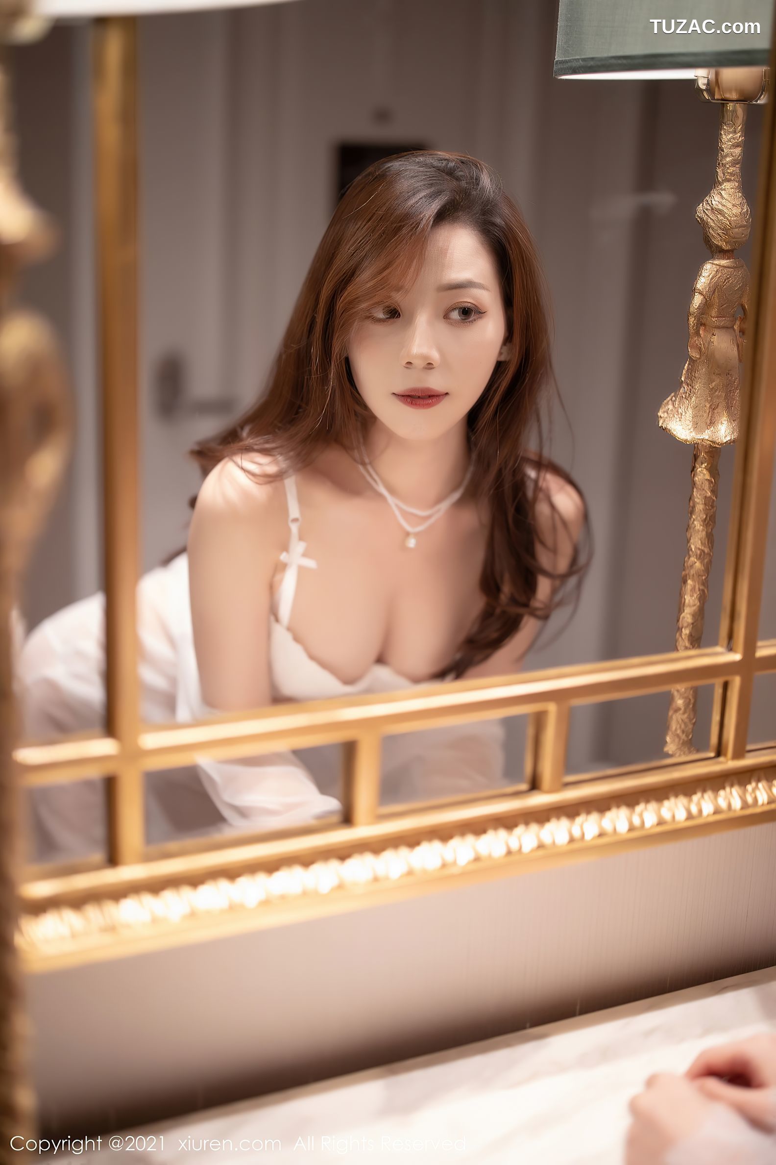 XiuRen秀人网-3045-言沫-床上白天轻透镂空内衣-2021.01.26