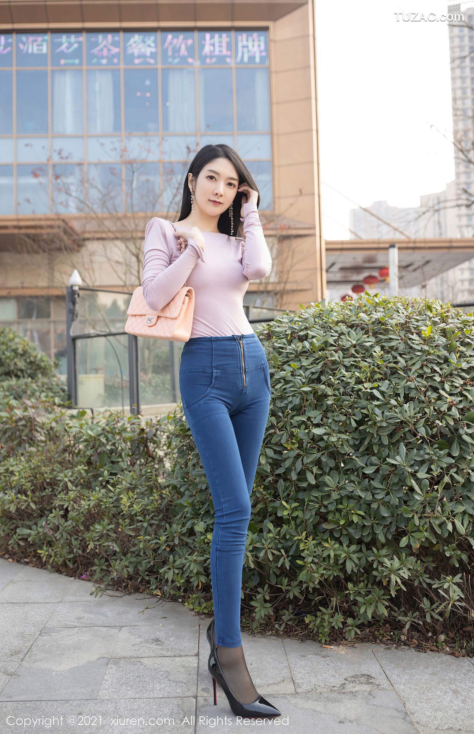XiuRen秀人网-3227-Angela小热巴-尾随视觉主题连体衣黑丝-2021.03.22