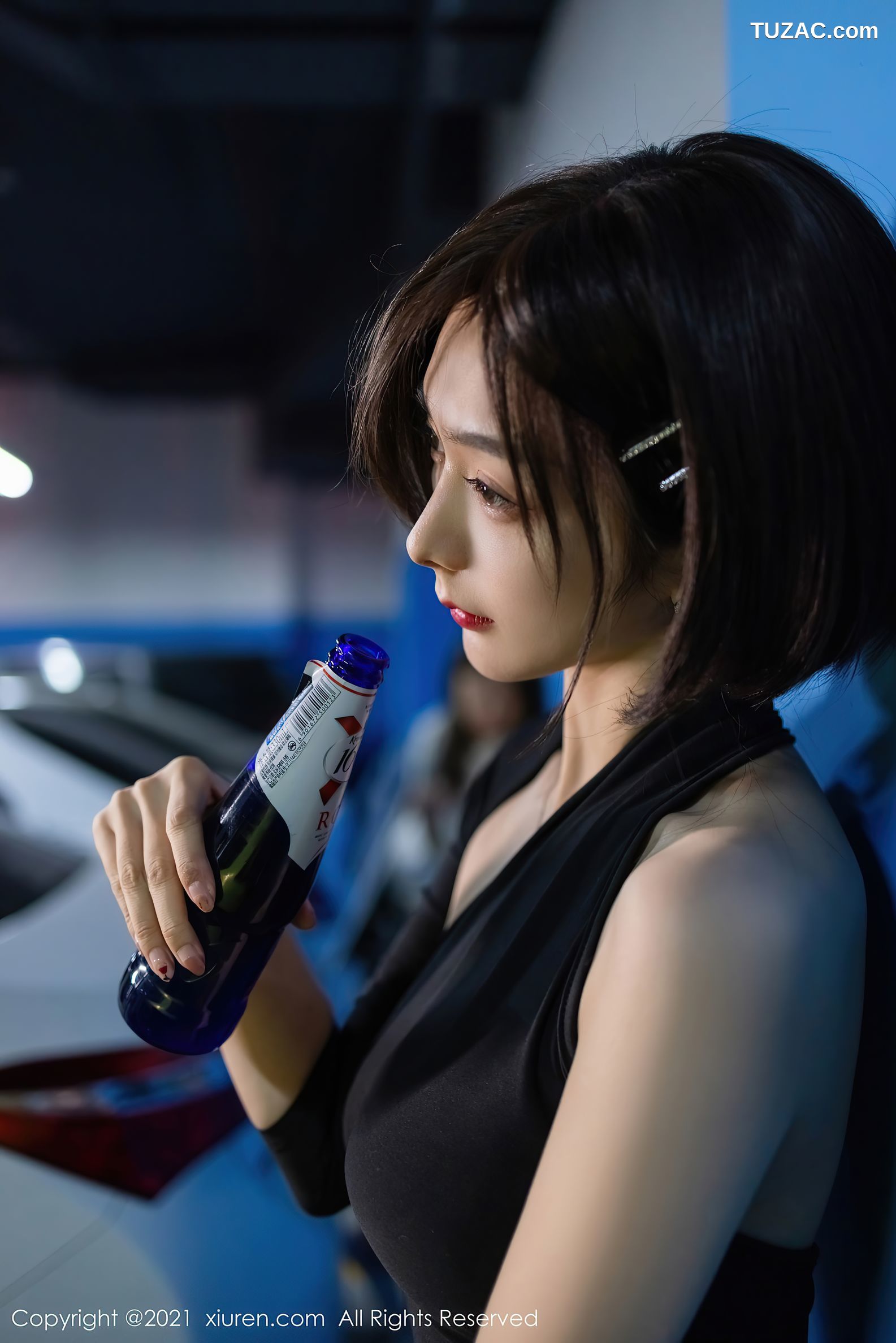 XiuRen秀人网-3264-Angela00-户外剧情主题低胸礼裙黑丝-2021.03.31