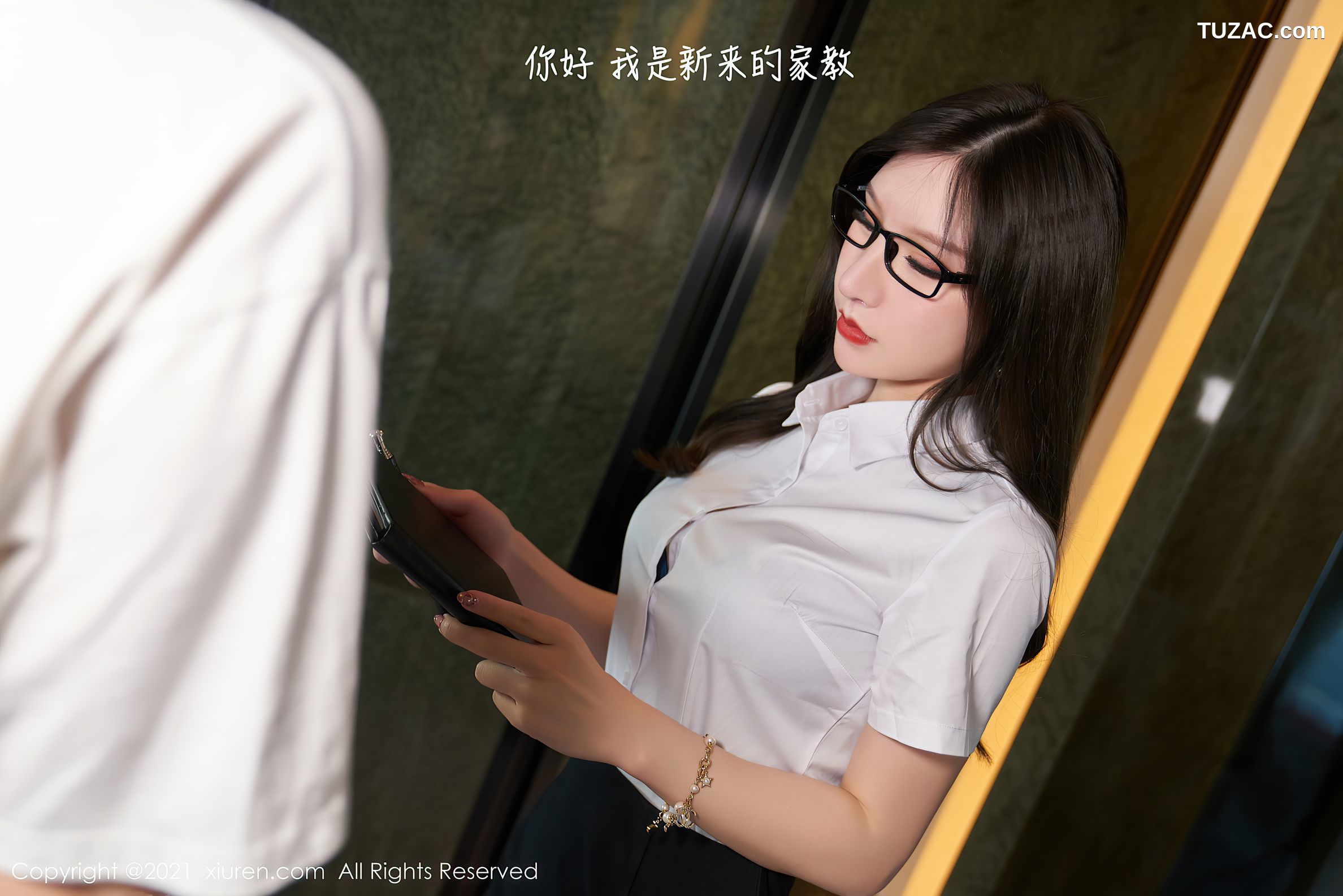 XiuRen秀人网-3455-周于希Sandy-杭州心愿旅拍-黑短裙黑丝-2021.05.24