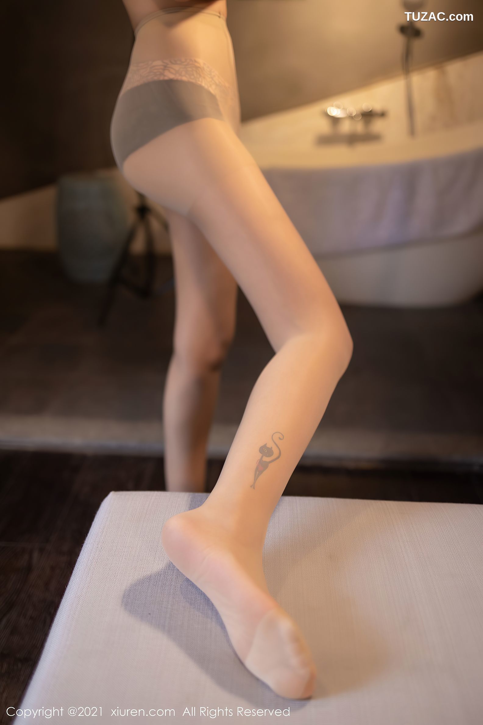 XiuRen秀人网-3616-方子萱-性感红裙超薄丝袜-2021.07.02