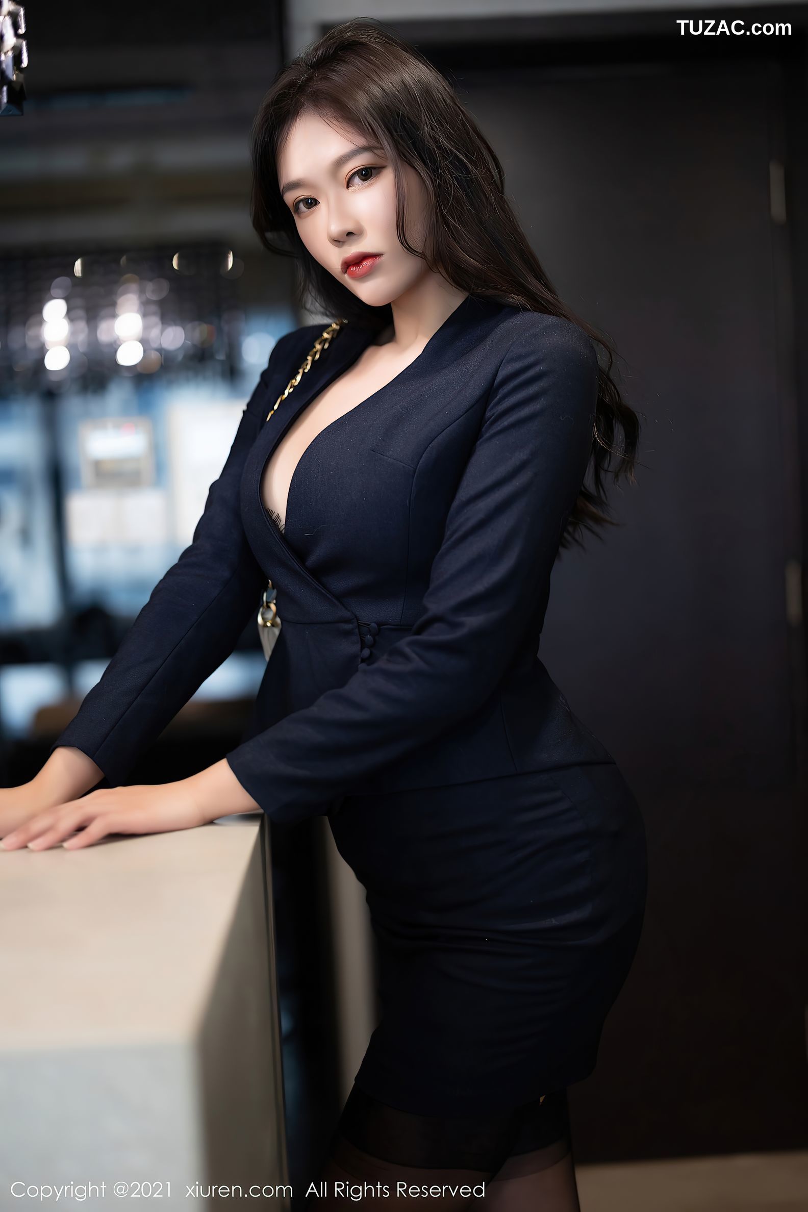 XiuRen秀人网-3703-娜比-直爽职业装黑色蕾丝内衣黑丝吊带袜-2021.07.22
