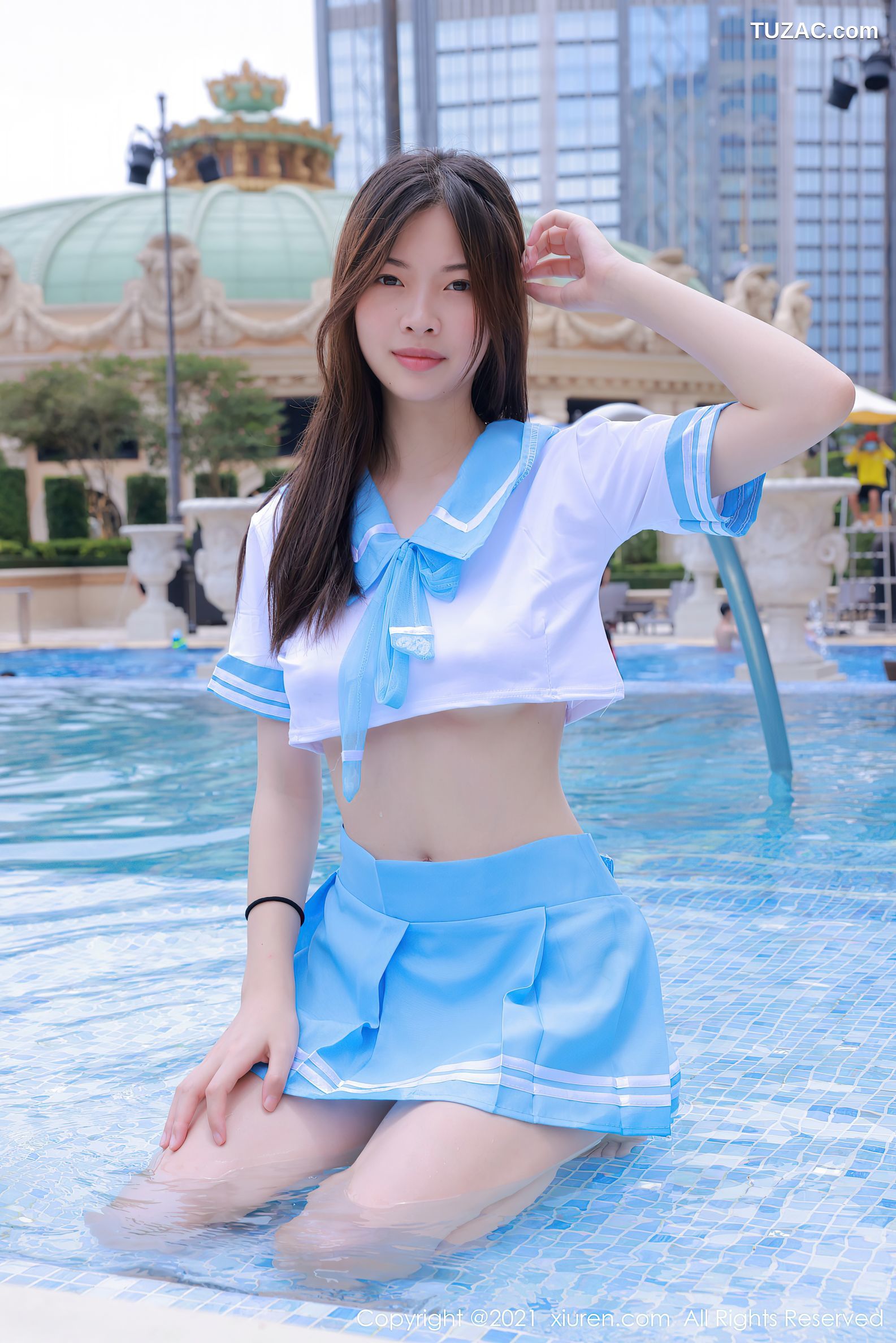 XiuRen秀人网-3770-明日花桃桃-澳门旅拍户外泳池性感水手服-2021.08.09