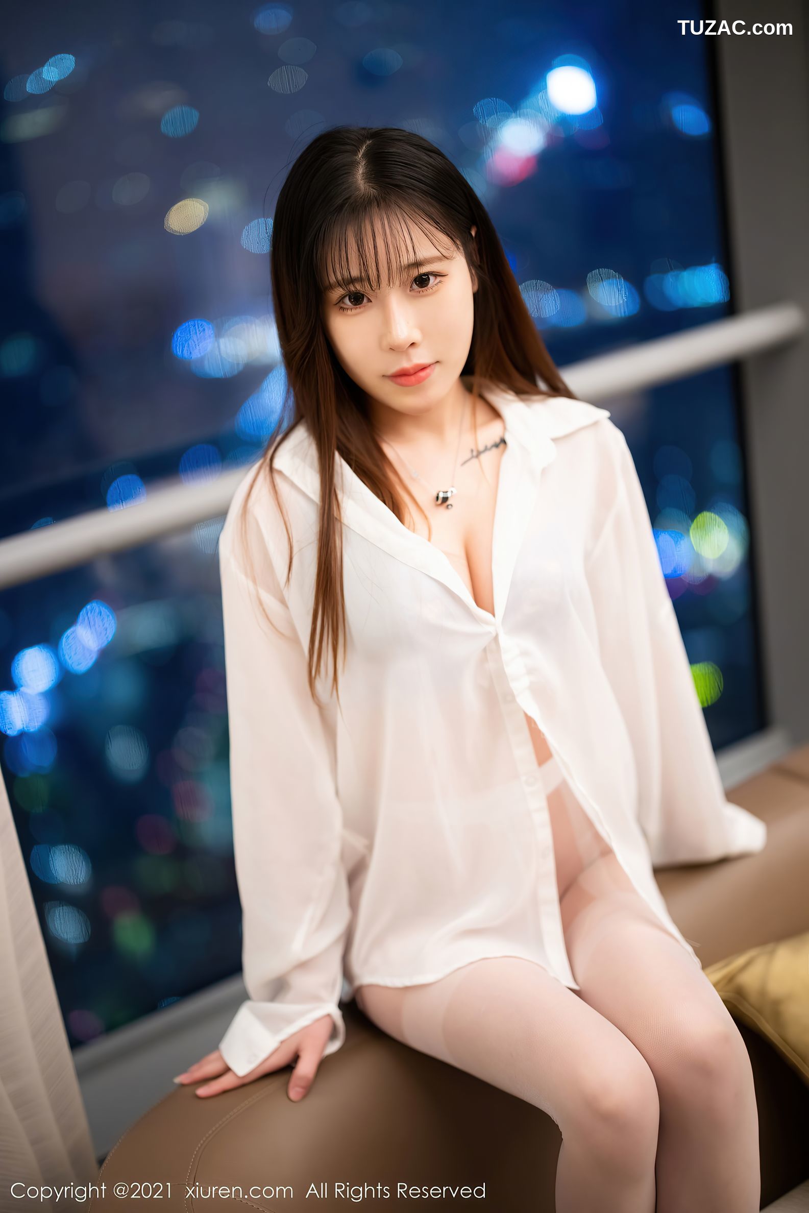 XiuRen秀人网-3832-甜熙Dora-经典白衬衫超薄肉丝裤袜-2021.08.23