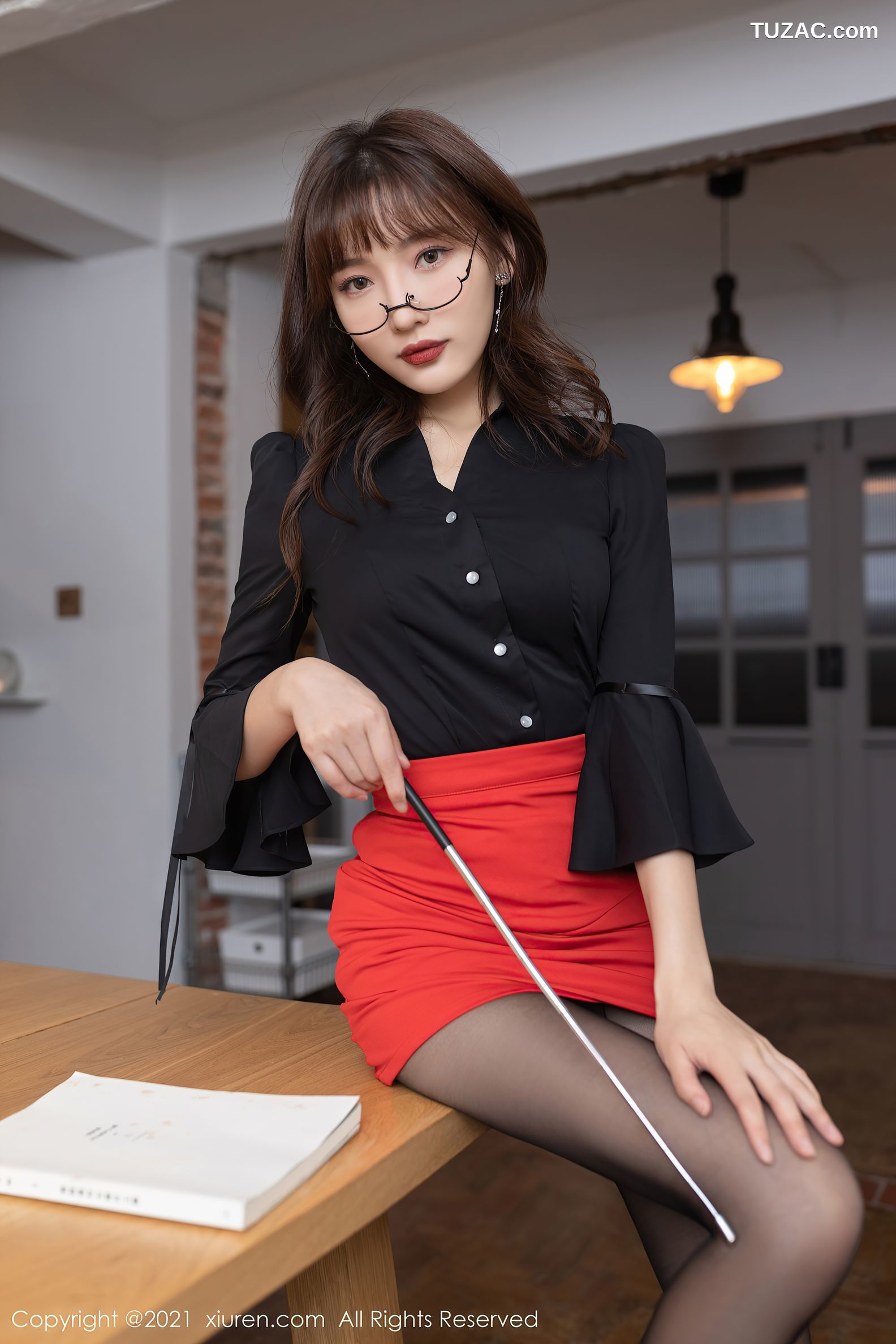 XiuRen秀人网-3961-陆萱萱-家教老师主题性感内衣超薄黑丝迷人-2021.09.16