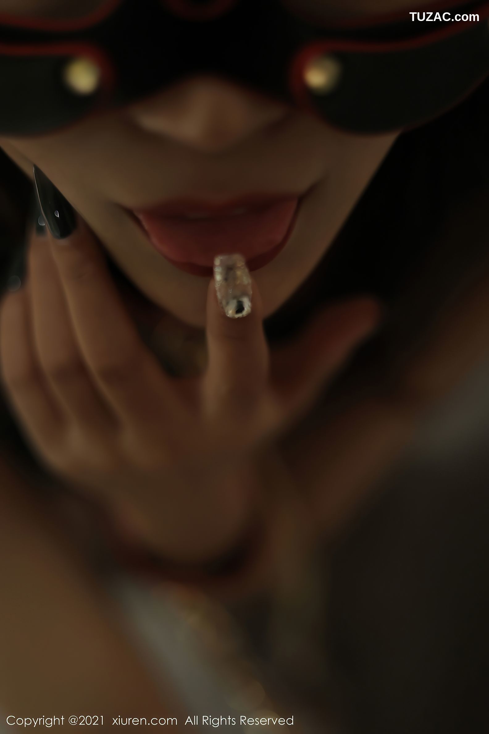 XiuRen秀人网-4100-周慕汐baby-魅惑缕空情趣服饰-2021.10.22