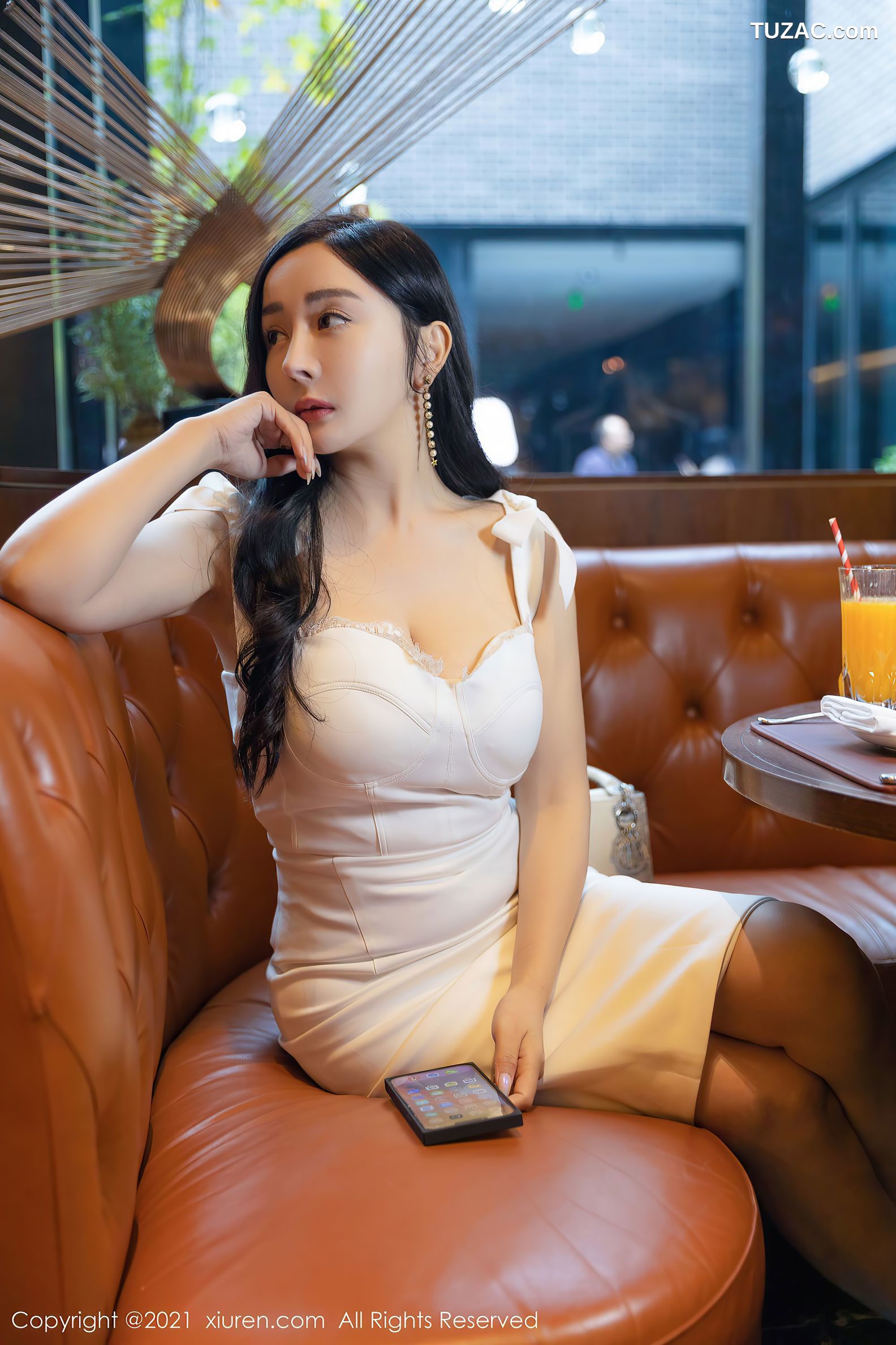 XiuRen秀人网-4155-允爾-成都旅拍浴室白色长裙丰满身材-2021.11.02