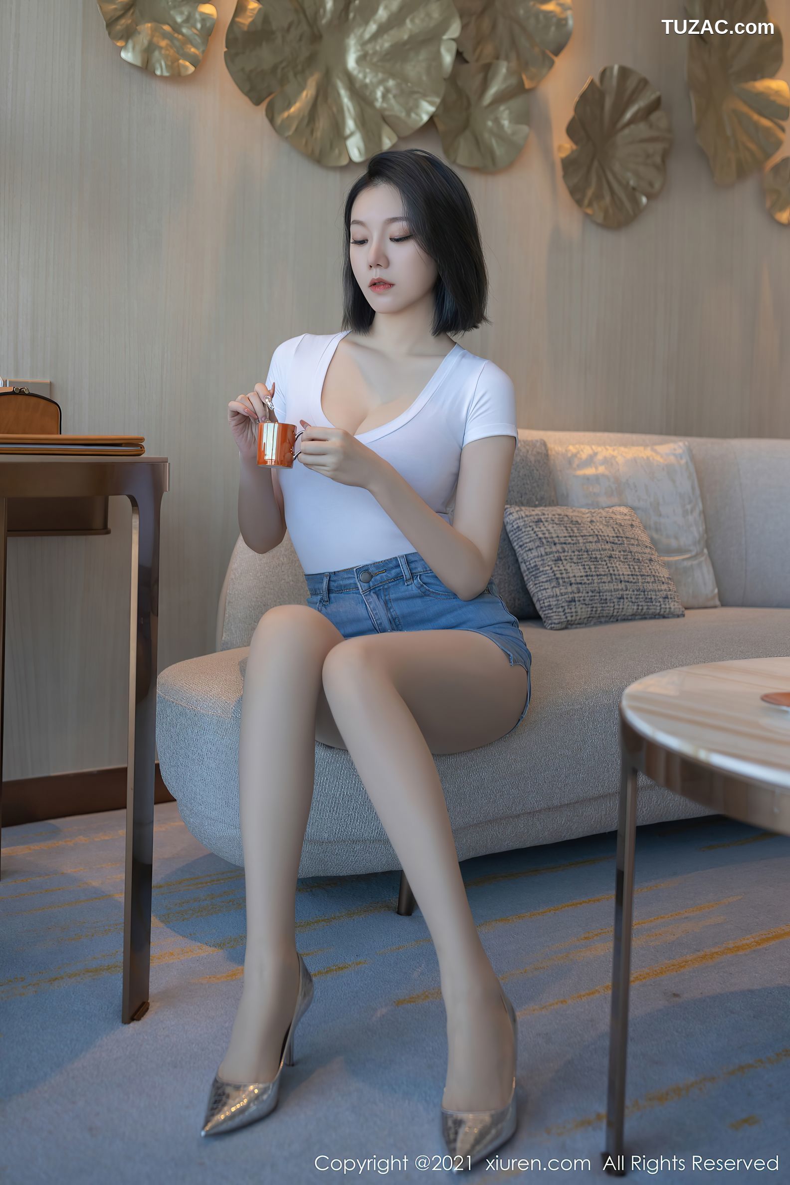 XiuRen秀人网-4336-安然Maleah-重庆旅拍牛仔短裙白色高叉连体衣-2021.12.14