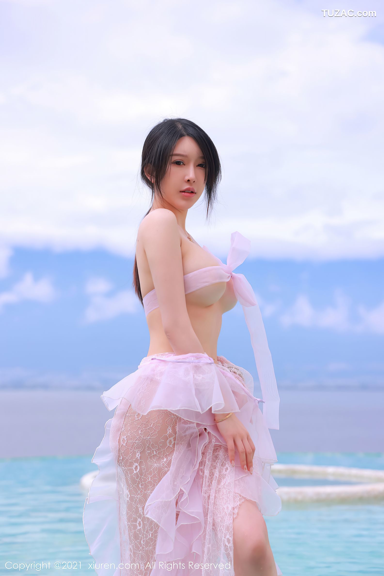 XiuRen秀人网-4401-玉兔miki-大理洱海旅拍粉色透明长裙-2021.12.29