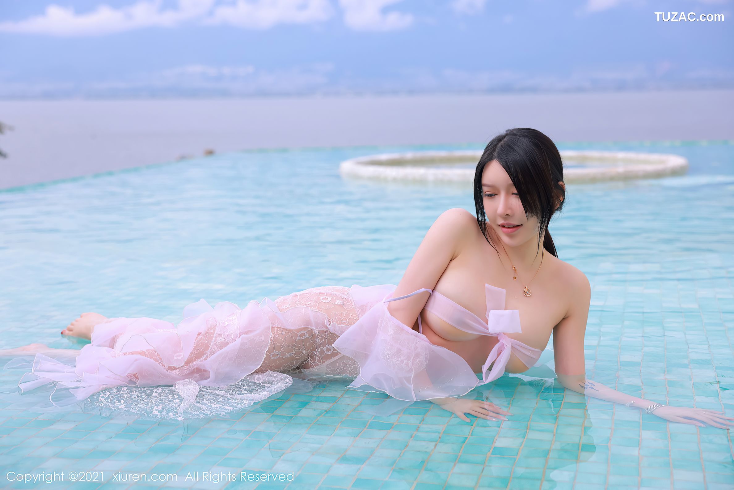 XiuRen秀人网-4401-玉兔miki-大理洱海旅拍粉色透明长裙-2021.12.29