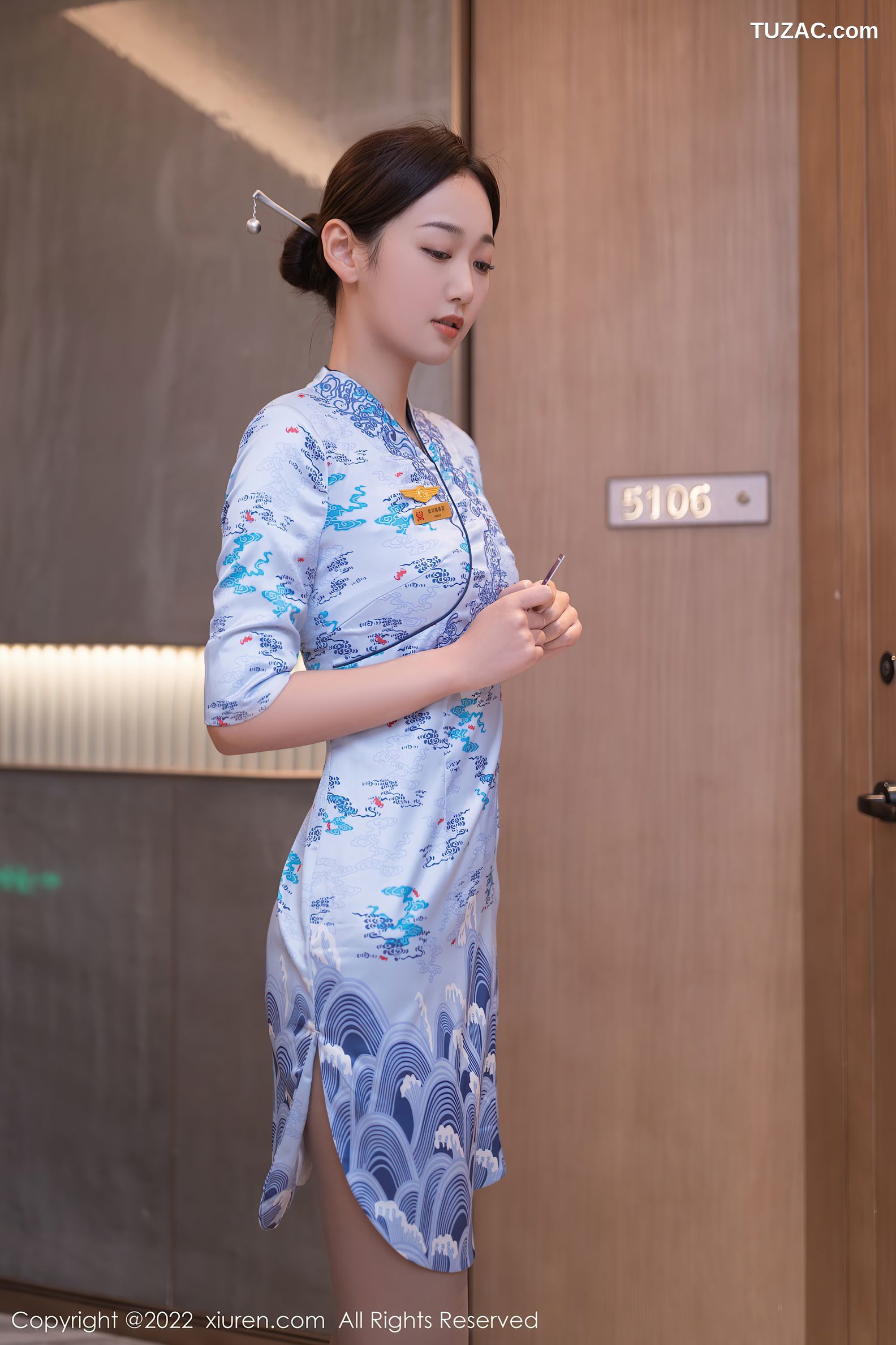 XiuRen秀人网-4552-唐安琪-珠三角旅拍空姐角色扮演-2022.02.07