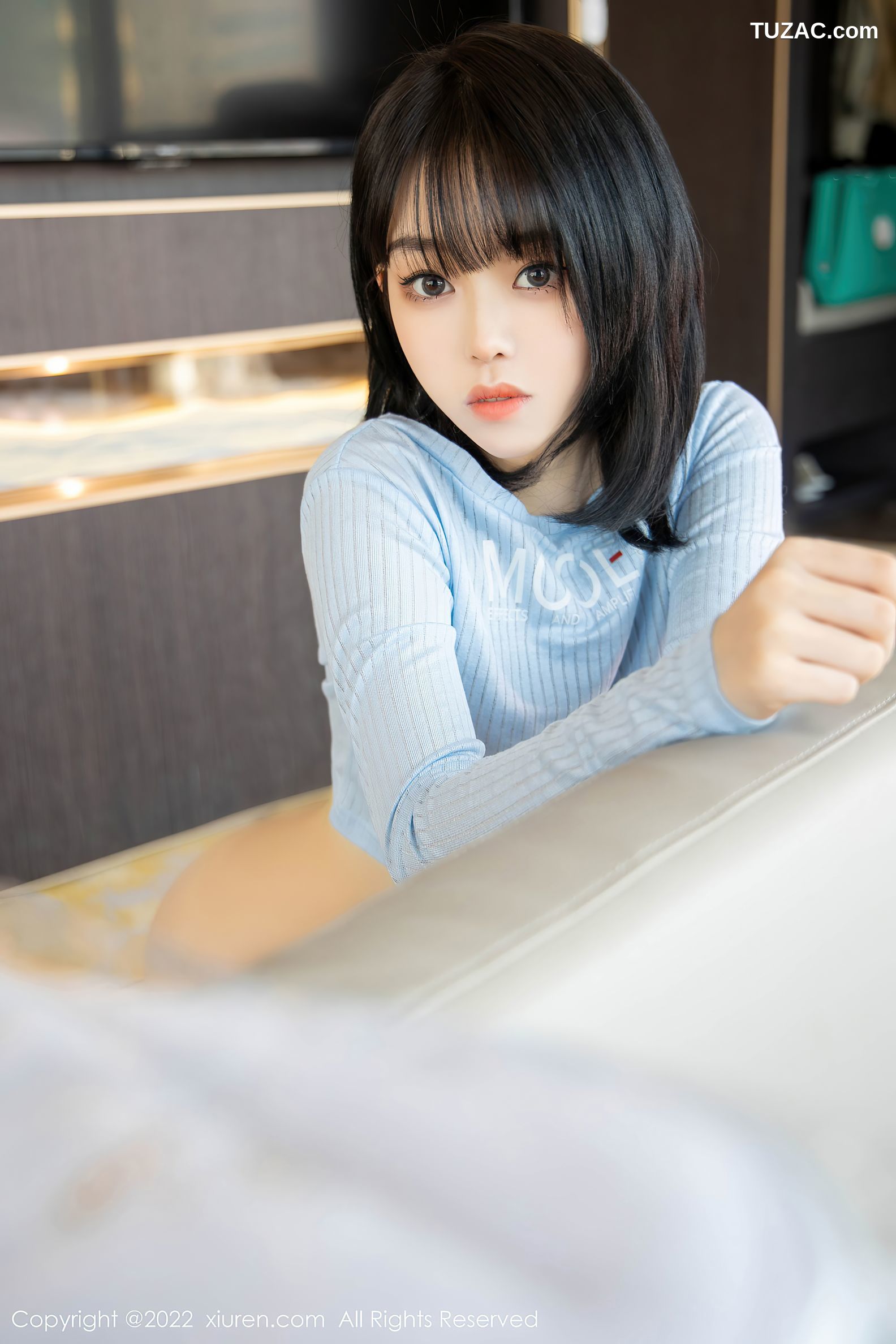 XiuRen秀人网-4584-奶瓶-蓝色外套牛仔裤-2022.02.15