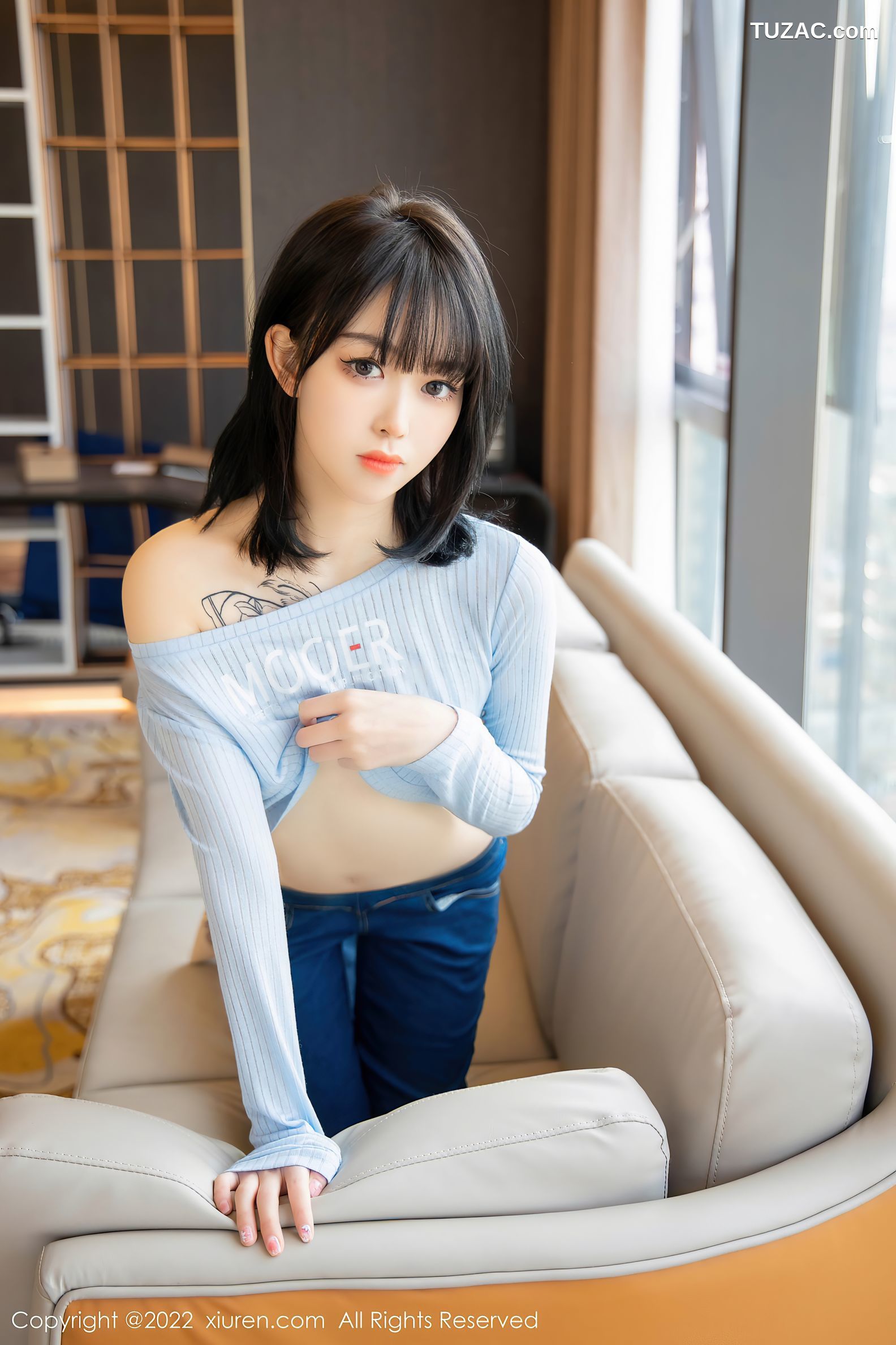XiuRen秀人网-4584-奶瓶-蓝色外套牛仔裤-2022.02.15