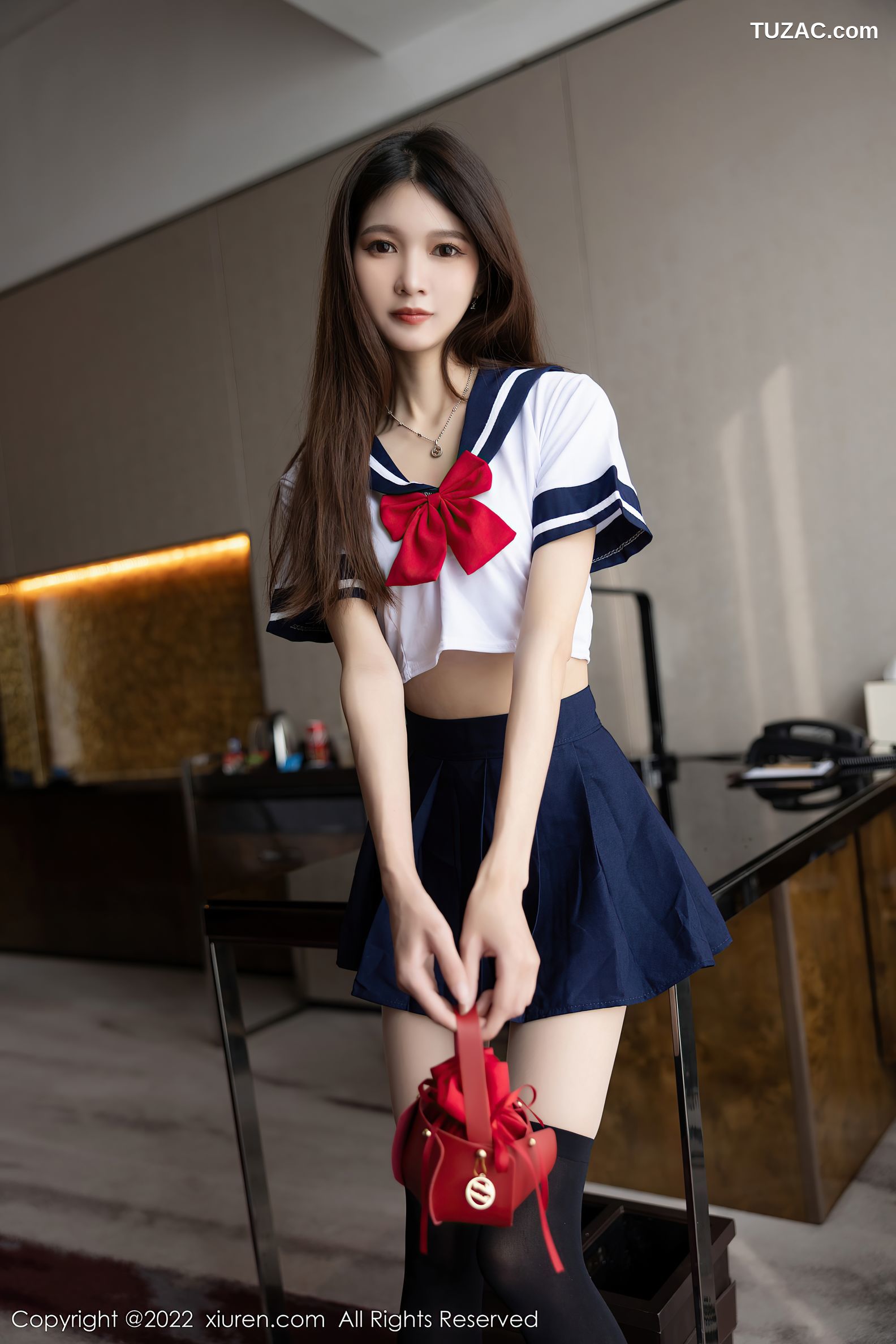 XiuRen秀人网-4598-程程程-性感学生制服淡色蕾丝内衣-2022.02.17