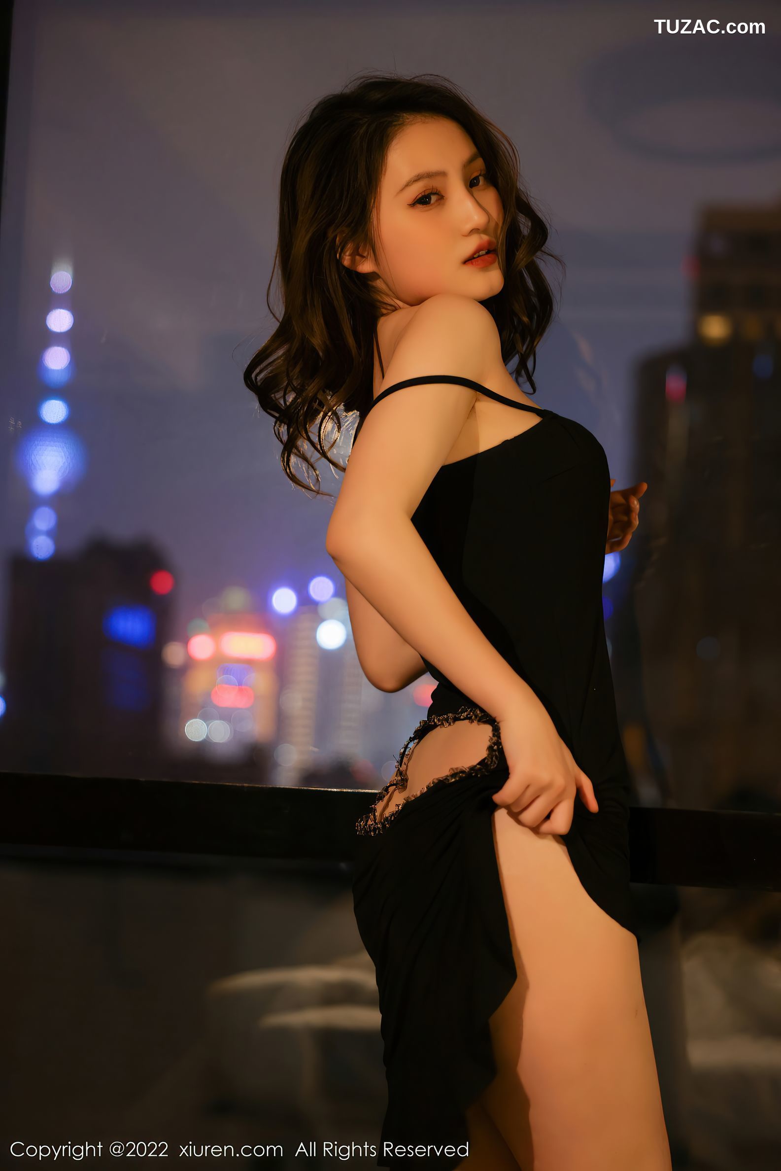 XiuRen秀人网-4618-你的兔妹妹-性感黑色连衣裙-2022.02.22
