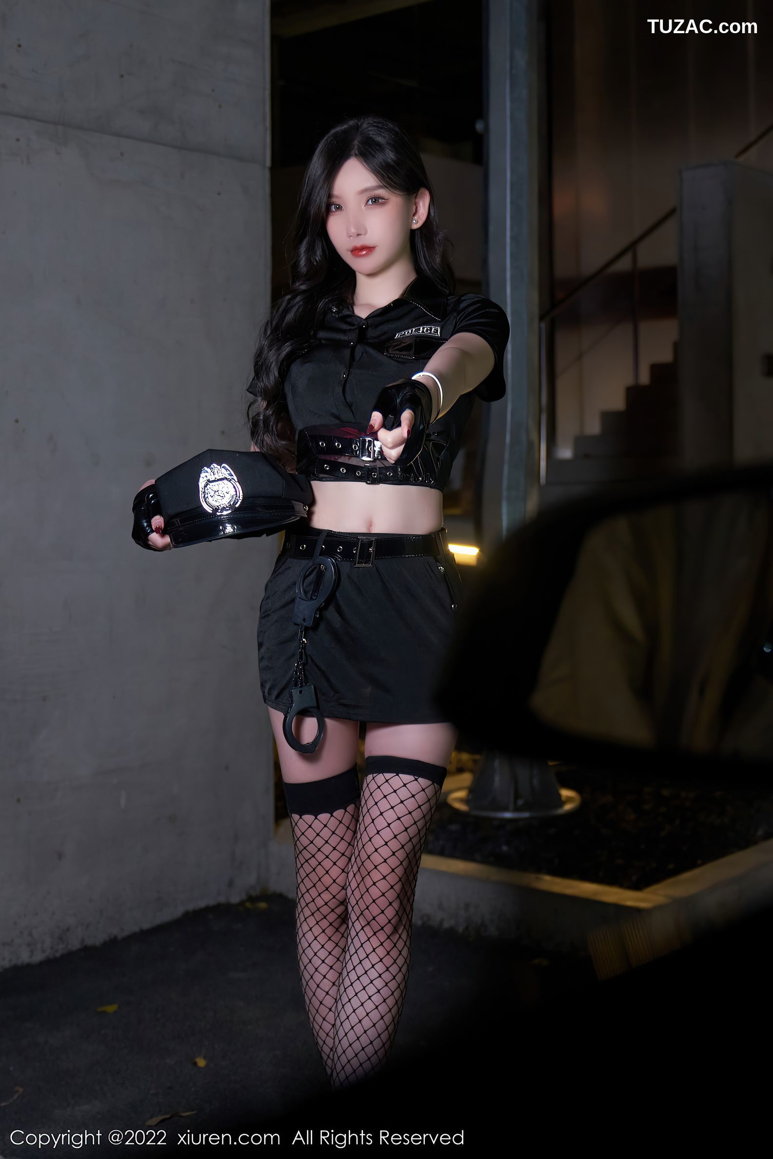 XiuRen秀人网-4741-周于希Sally-女警官主题黑色短裙蕾丝内裤-2022.03.18
