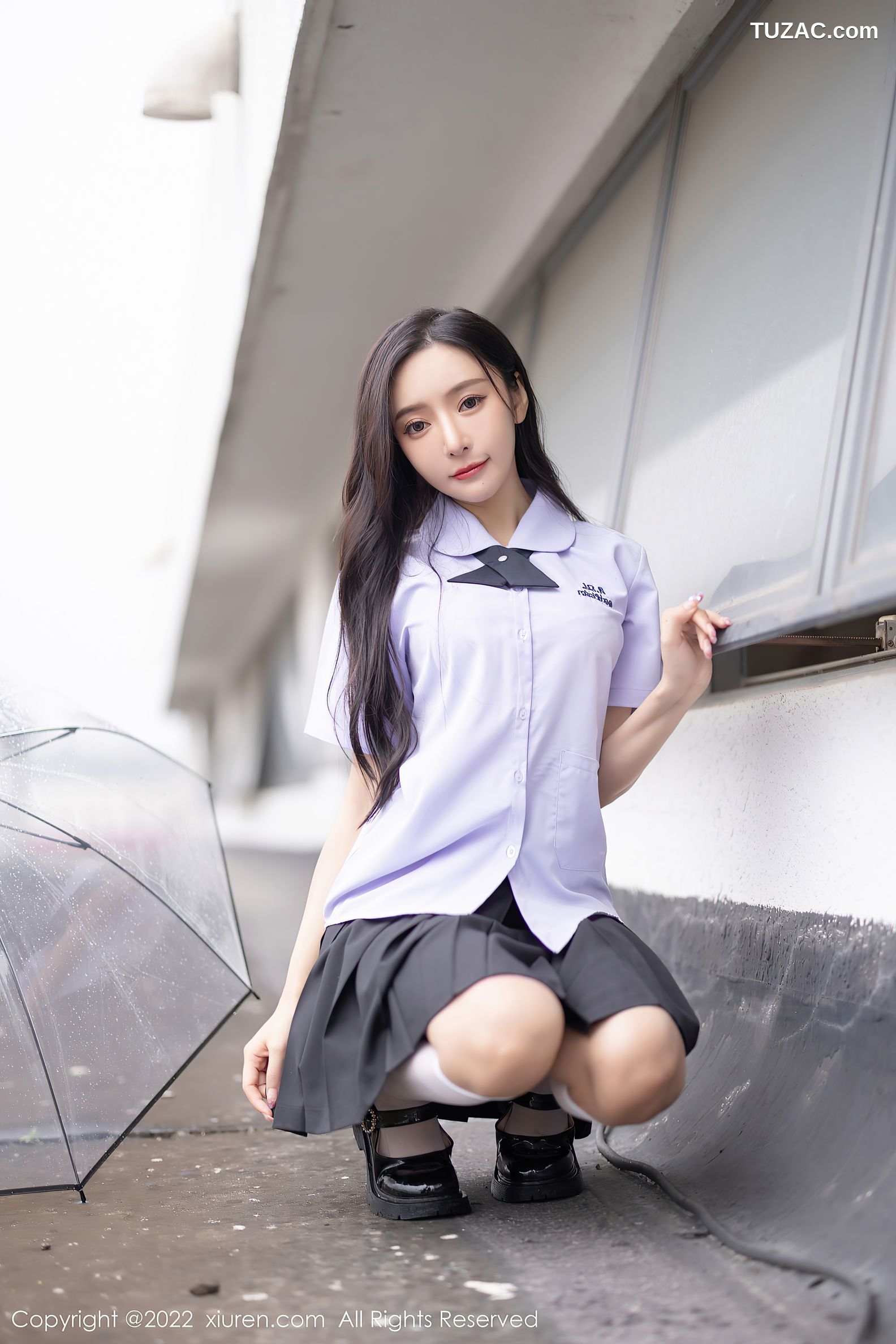 XiuRen秀人网-4819-王馨瑶Yanni-户外性感JK制服蕾丝内衣-2022.04.02