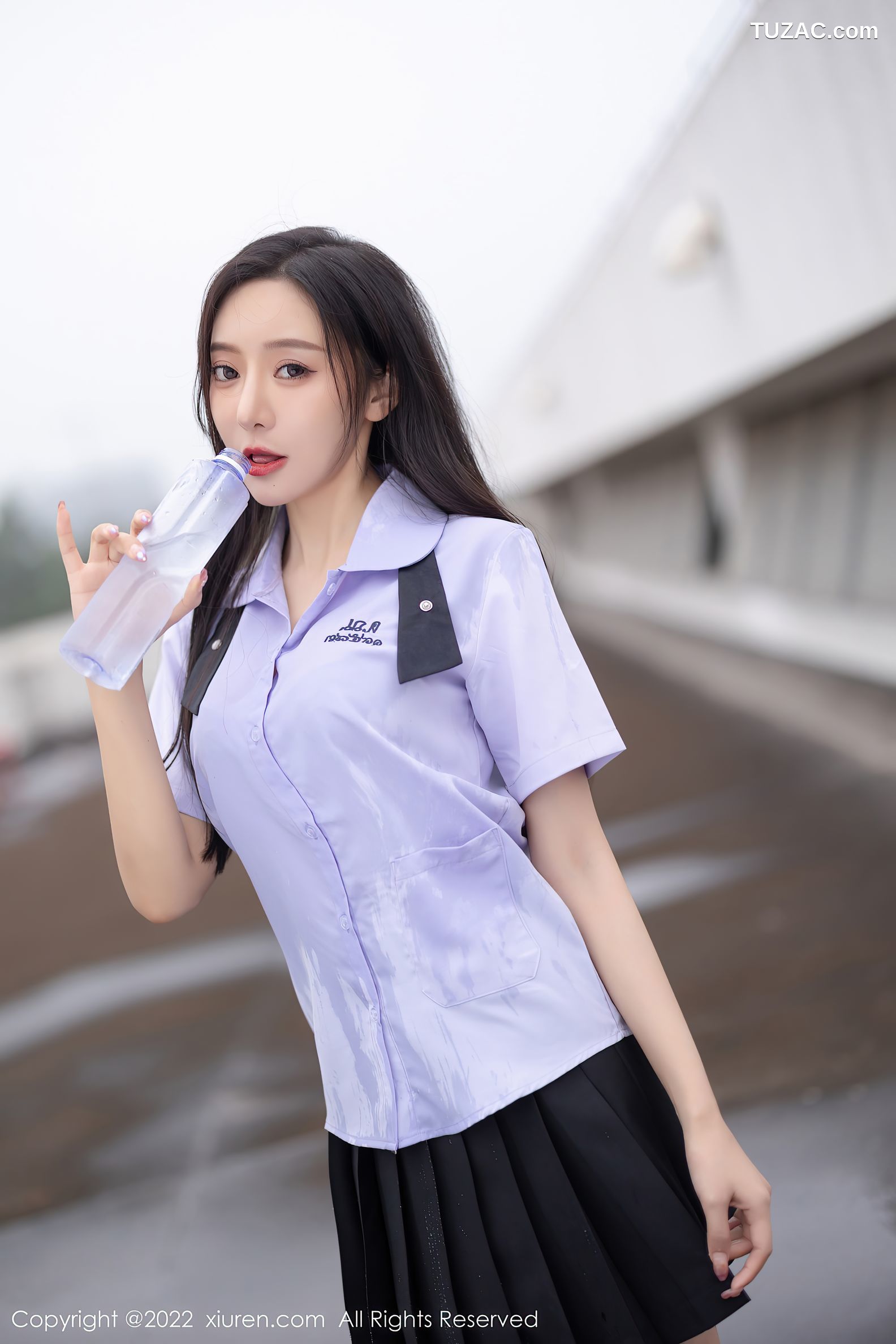 XiuRen秀人网-4819-王馨瑶Yanni-户外性感JK制服蕾丝内衣-2022.04.02