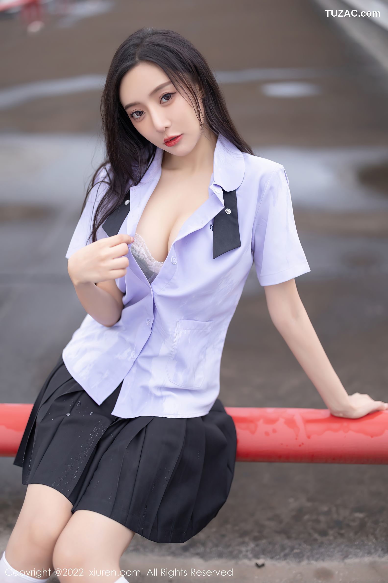 XiuRen秀人网-4819-王馨瑶Yanni-户外性感JK制服蕾丝内衣-2022.04.02