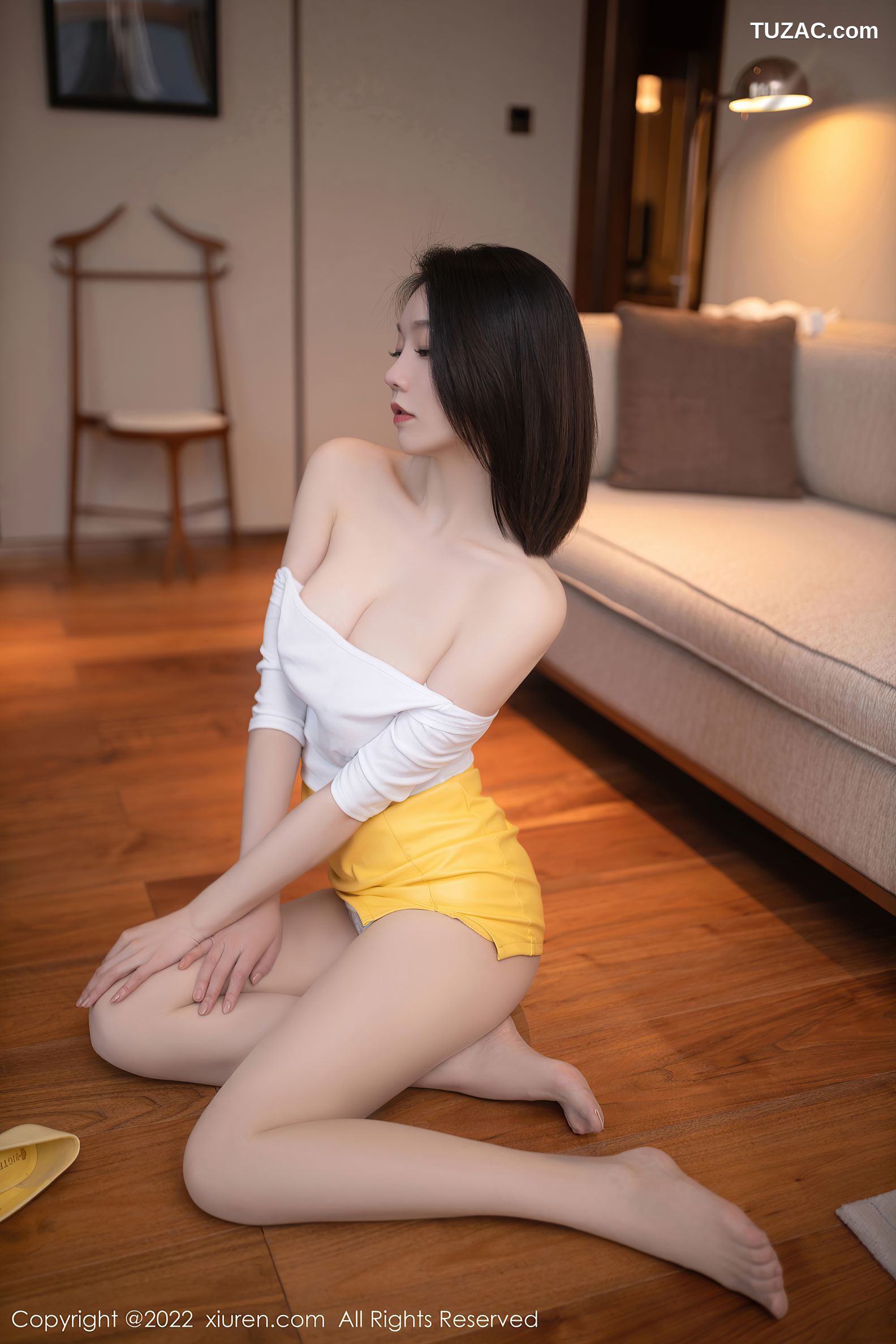 XiuRen秀人网-4854-安然Anran-珠三角旅拍白色上衣蕾丝内衣-2022.04.12