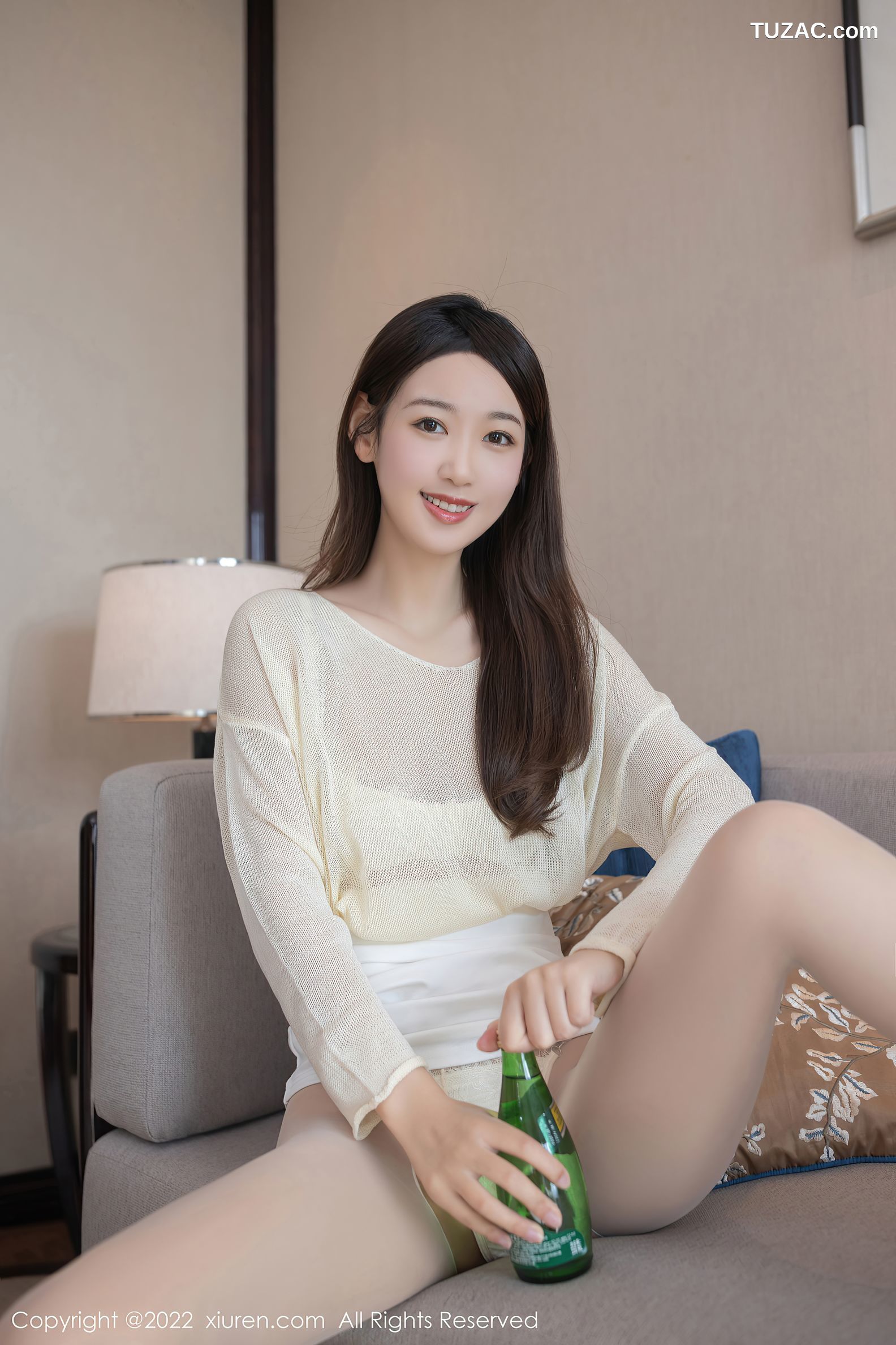 XiuRen秀人网-4884-唐安琪-珠三角旅拍白色清透上衣蕾丝内衣-2022.04.18