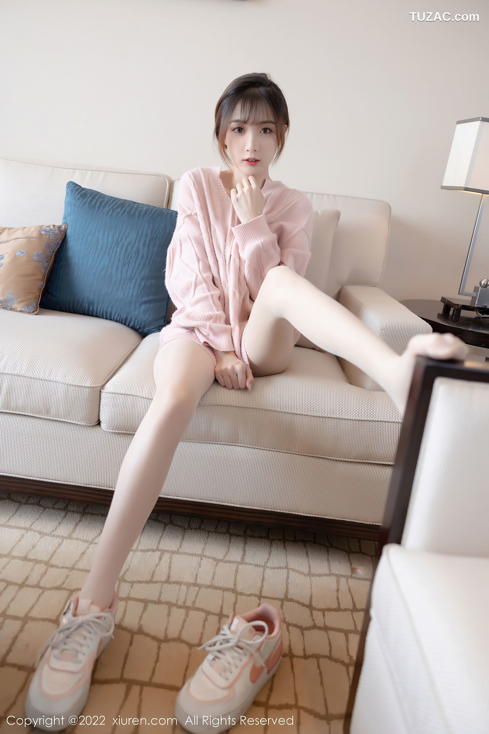 XiuRen秀人网-4902-林星阑-粉色长袖毛衣蓝色蕾丝内衣原色丝袜-2022.04.21