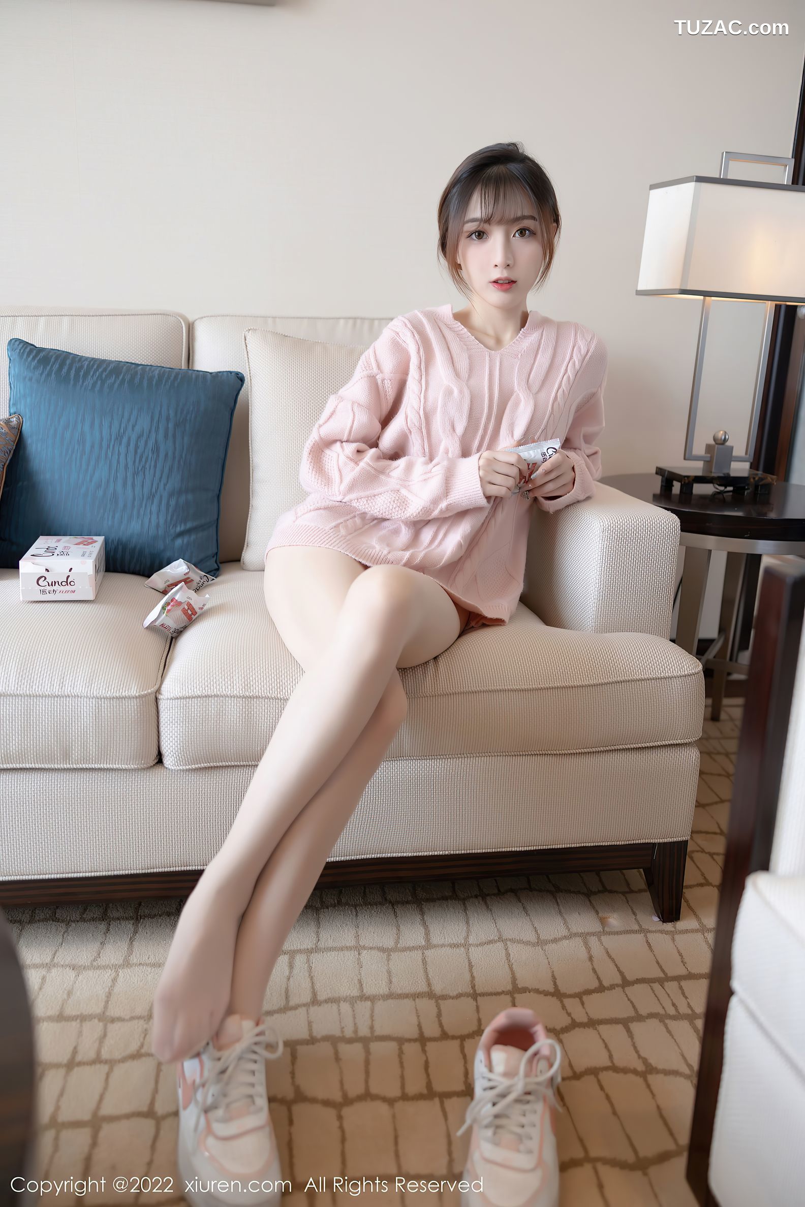 XiuRen秀人网-4902-林星阑-粉色长袖毛衣蓝色蕾丝内衣原色丝袜-2022.04.21