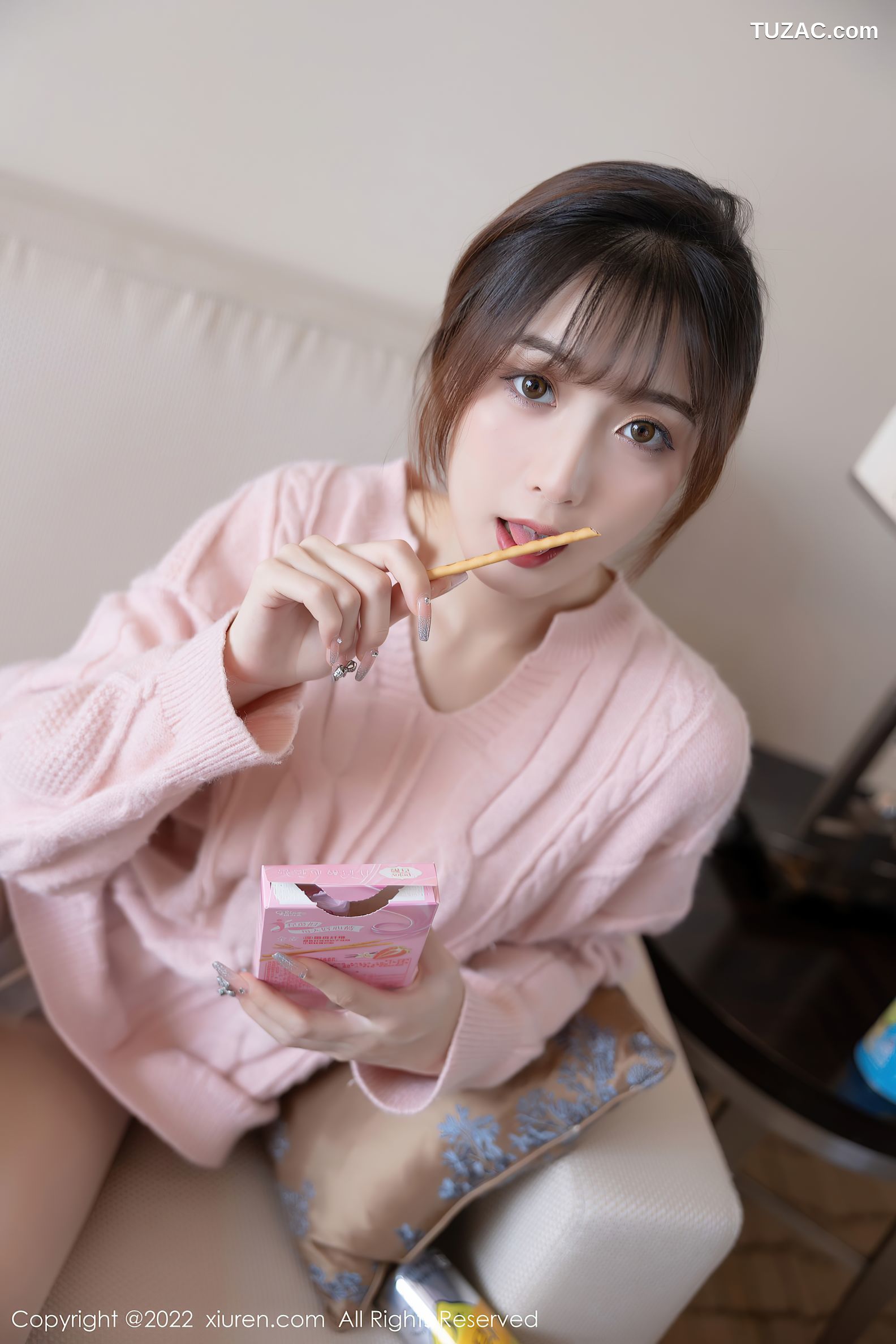 XiuRen秀人网-4902-林星阑-粉色长袖毛衣蓝色蕾丝内衣原色丝袜-2022.04.21