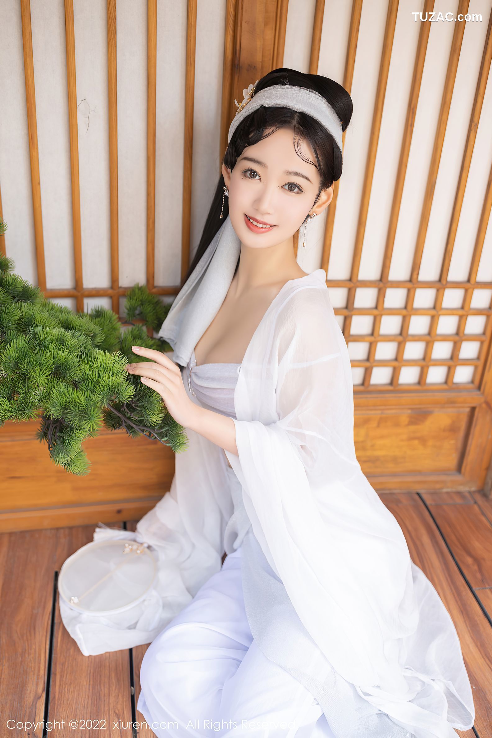 XiuRen秀人网-4952-唐安琪-陆萱萱-古装合拍主题性感内衣肉丝-2022.04.29