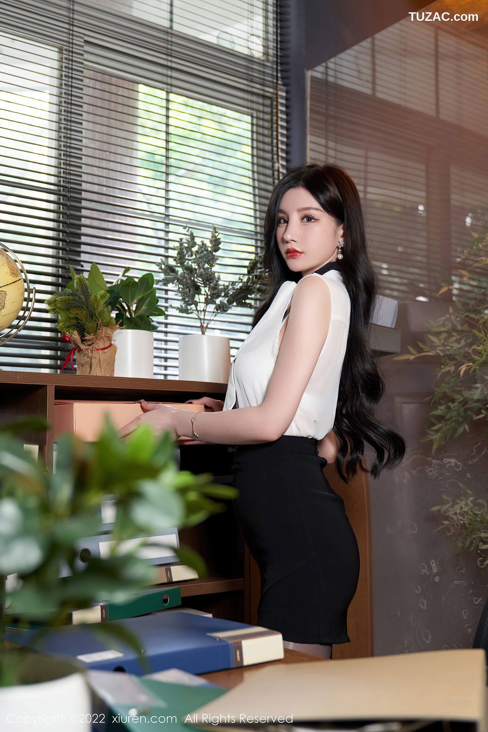 XiuRen-No.5217-周于希-Sally-秘书装