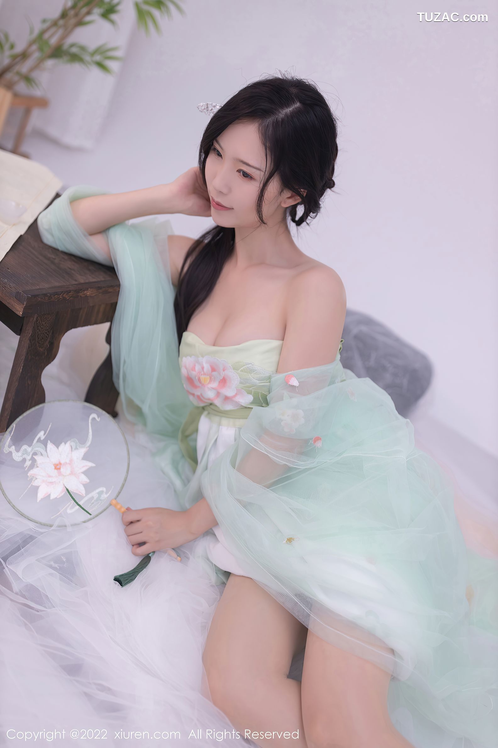 XiuRen-No.5345-利世-浅绿薄纱
