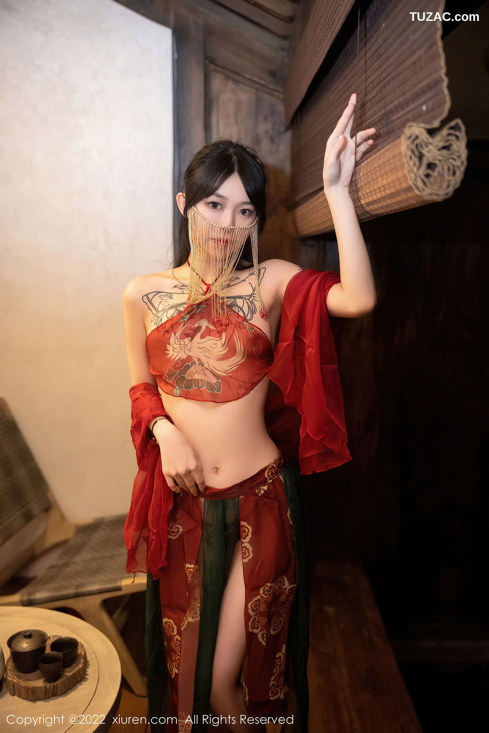 XiuRen-No.5527-奶瓶-红纱古装小红肚兜