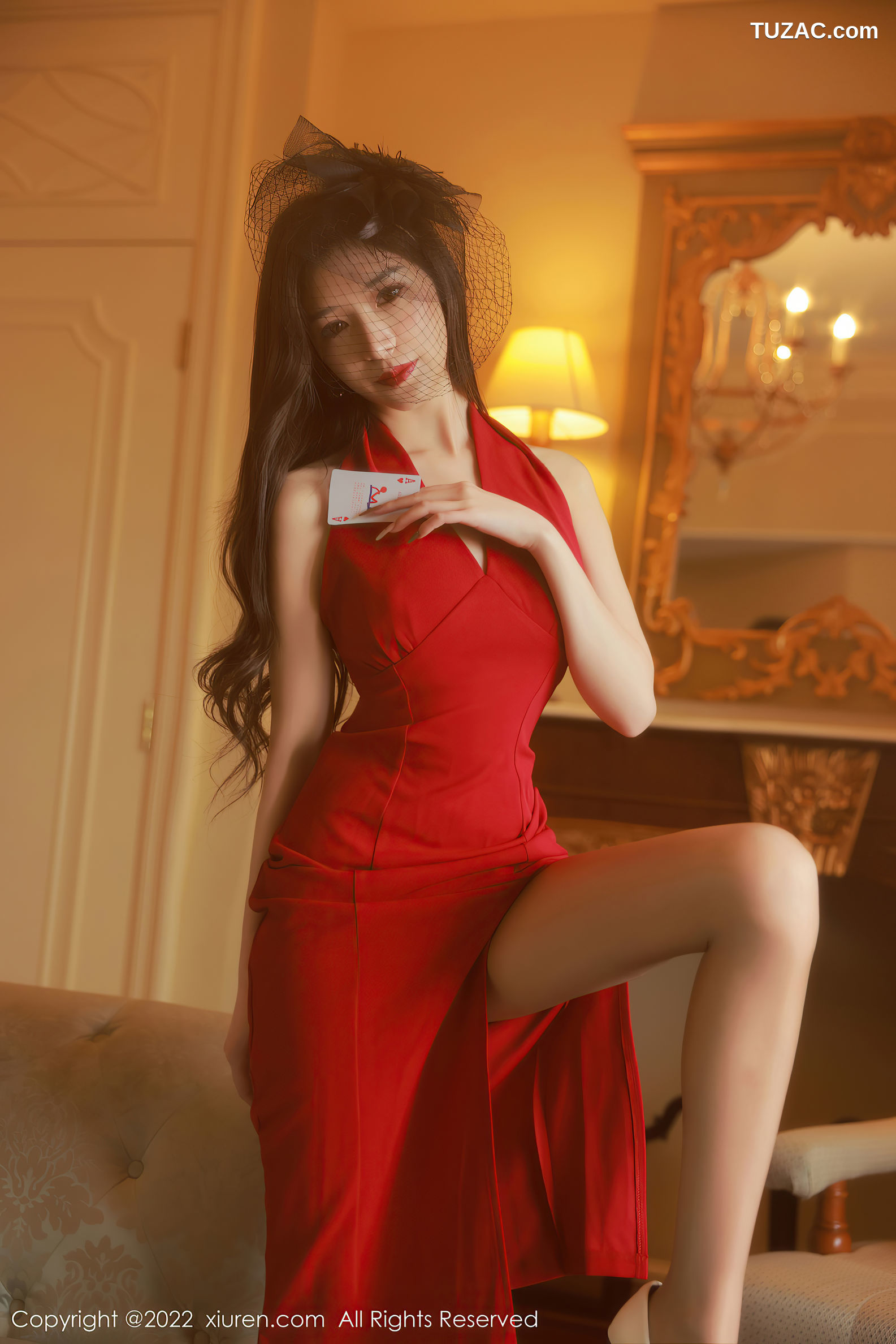 XiuRen-No.5542-韩心雨-红色长裙礼服赌场