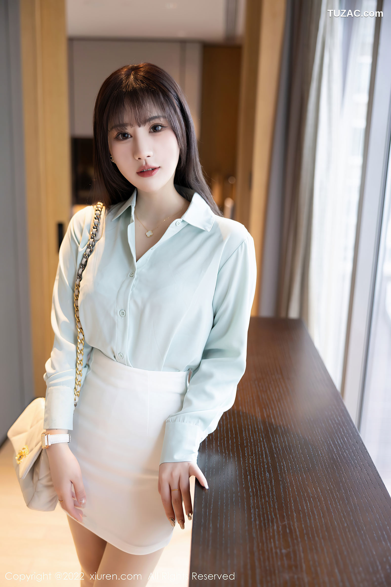 XiuRen-No.5555-张欣欣-衬衫白裙职业装