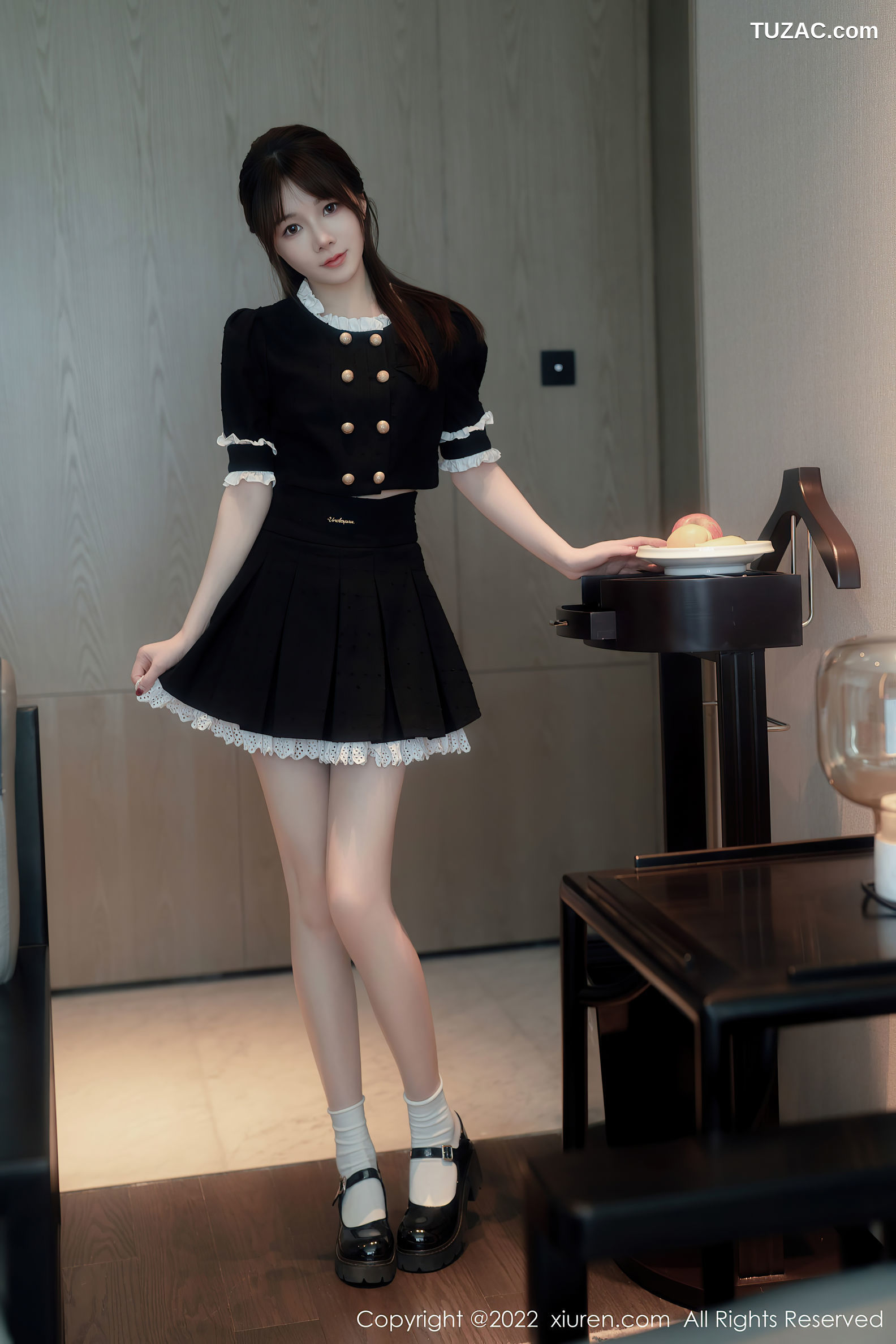 XiuRen-No.5626-婠婠么-黑色女仆装黑内黑丝