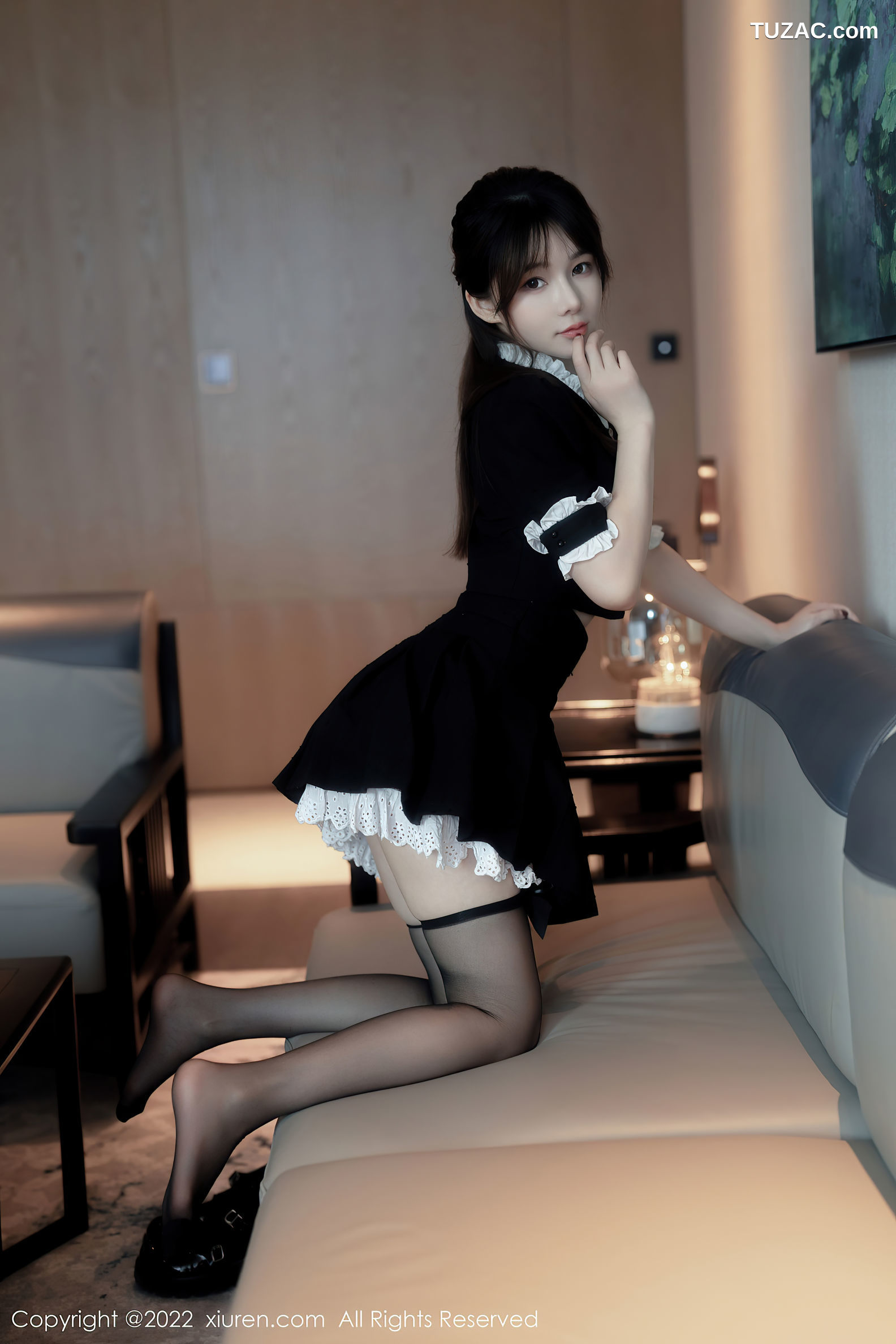 XiuRen-No.5626-婠婠么-黑色女仆装黑内黑丝