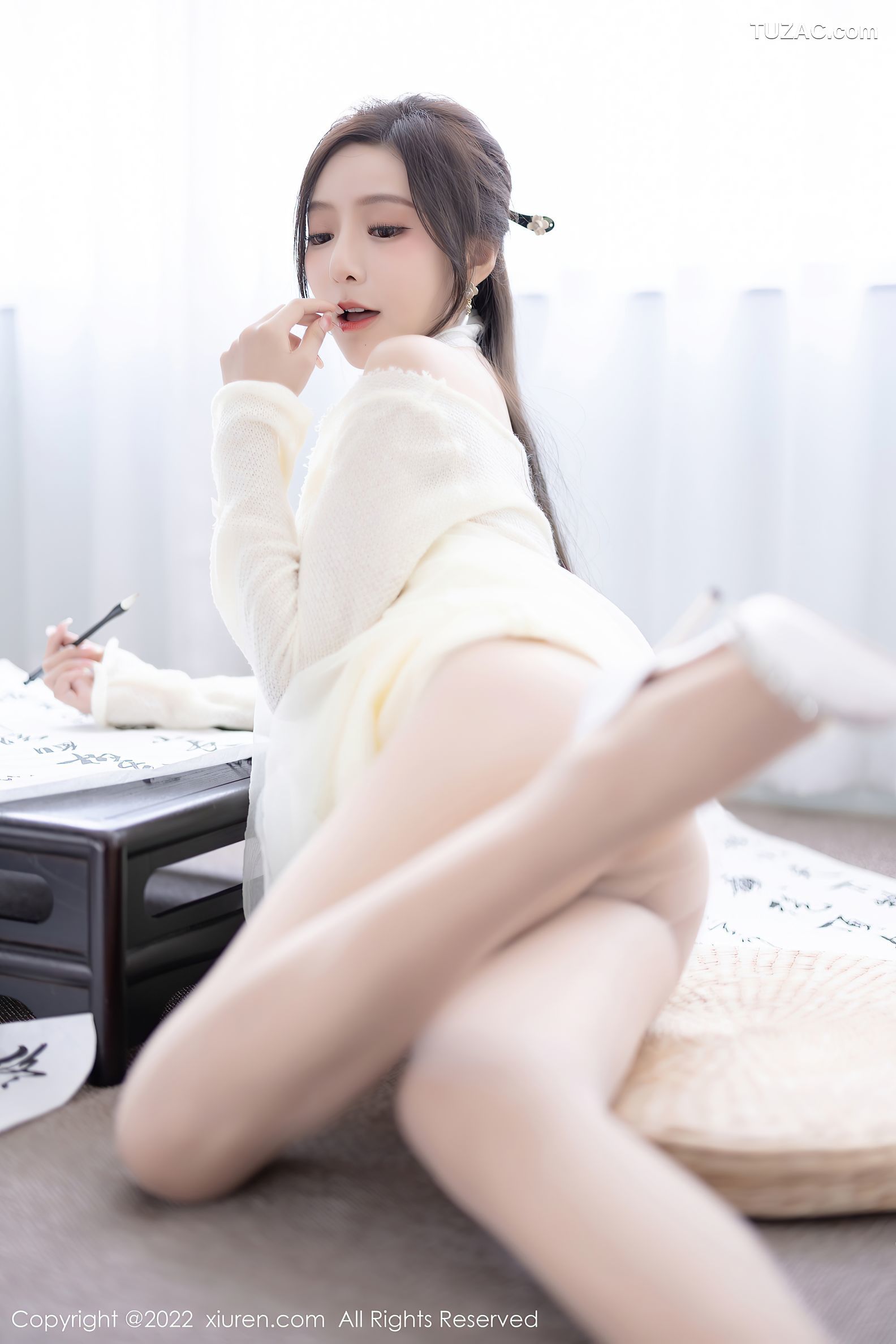 XiuRen-No.5846-王馨瑶-书法美女