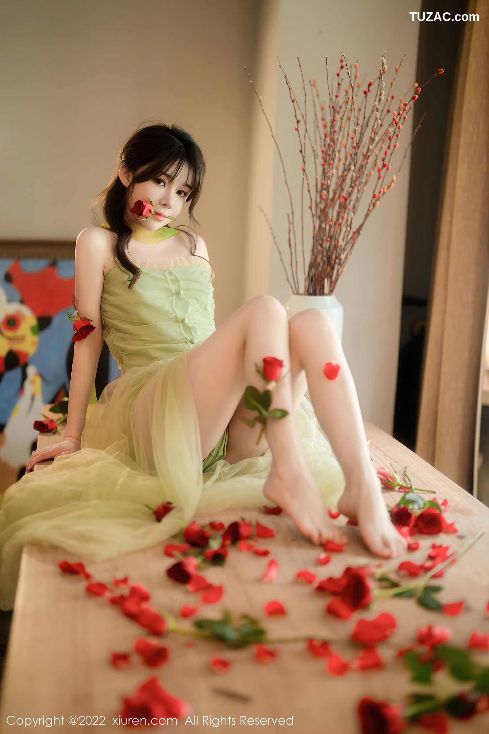 XiuRen-No.5875-婠婠么-绿纱裙鲜花公主