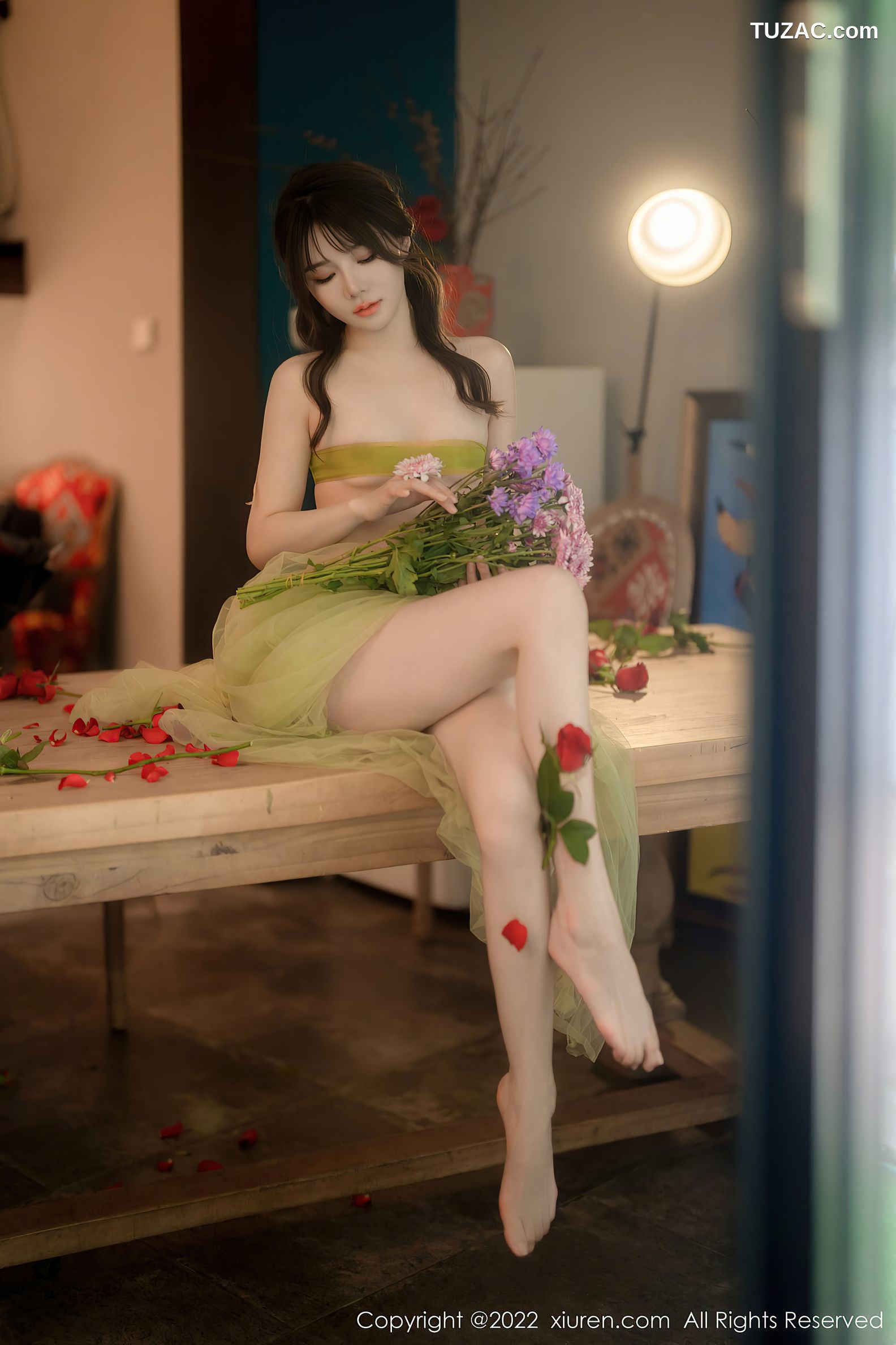 XiuRen-No.5875-婠婠么-绿纱裙鲜花公主