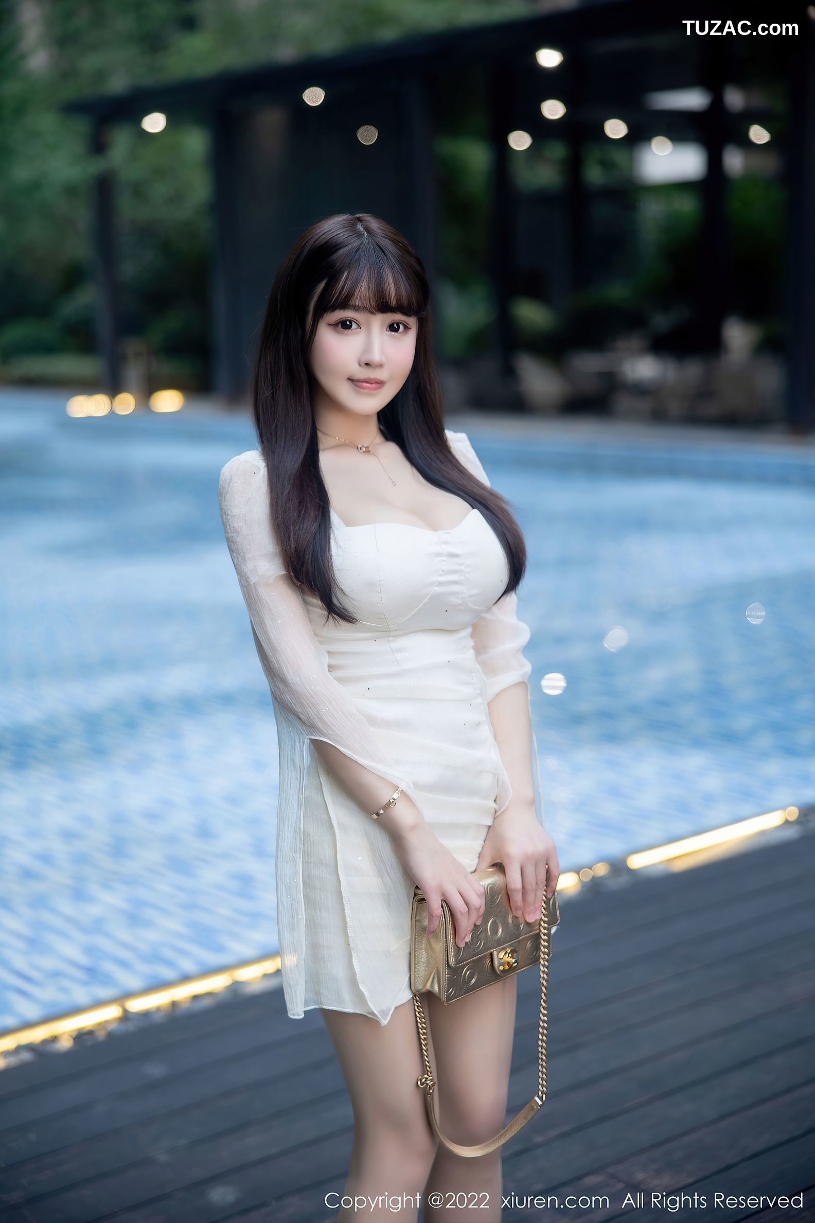 XiuRen-No.5958-朱可儿-性感白色礼裙超薄无内肉丝