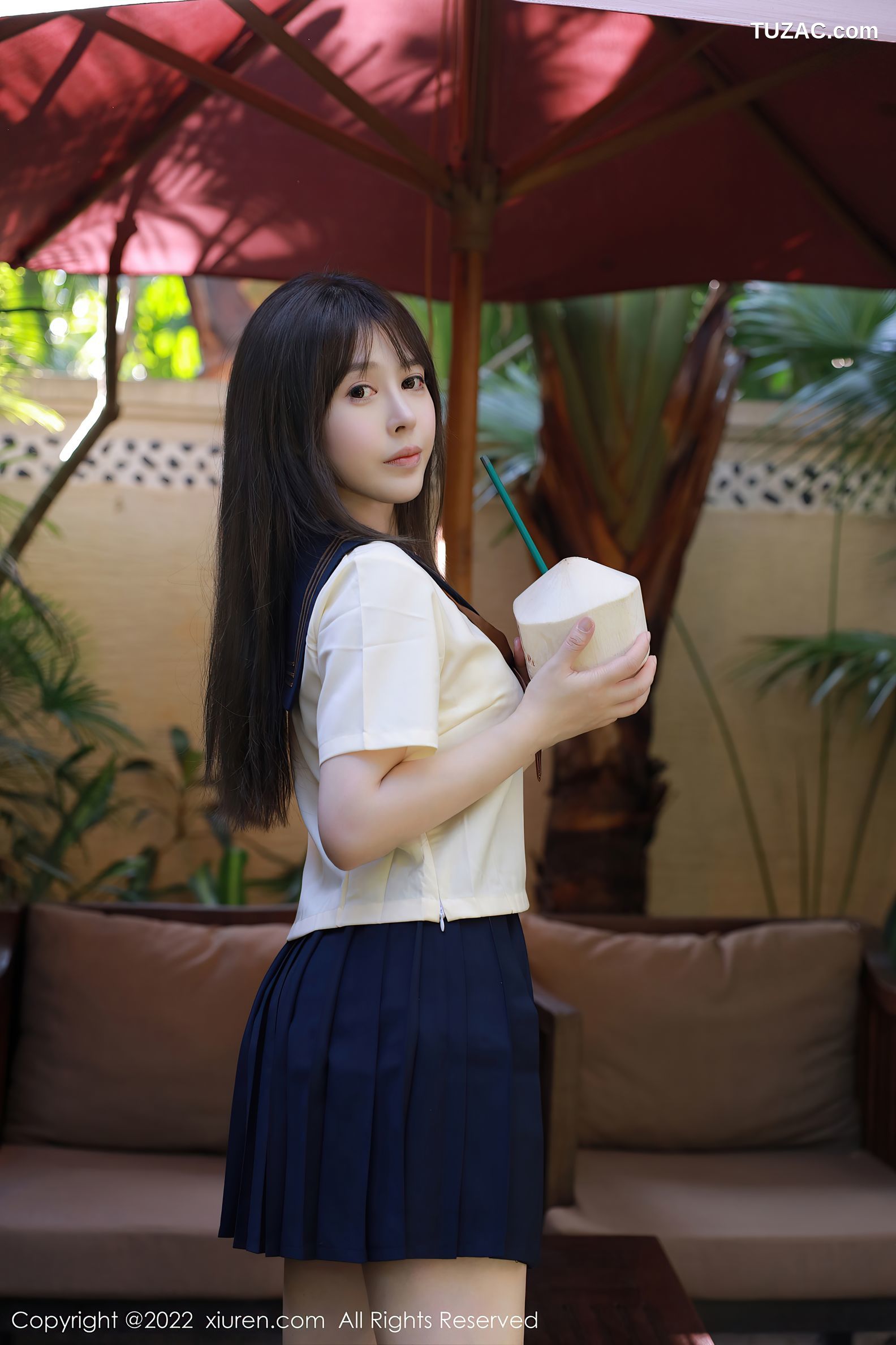XiuRen秀人网-6021-艾莉-南京旅拍户外性感白色水手服