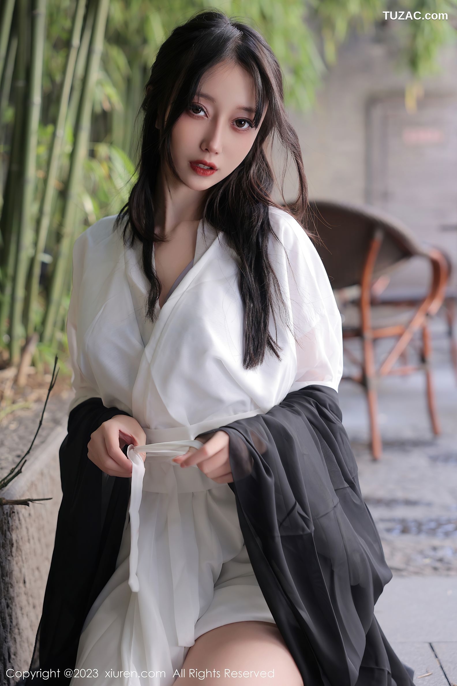 XiuRen秀人网-6094-玥儿玥-海南旅拍白色古装服饰