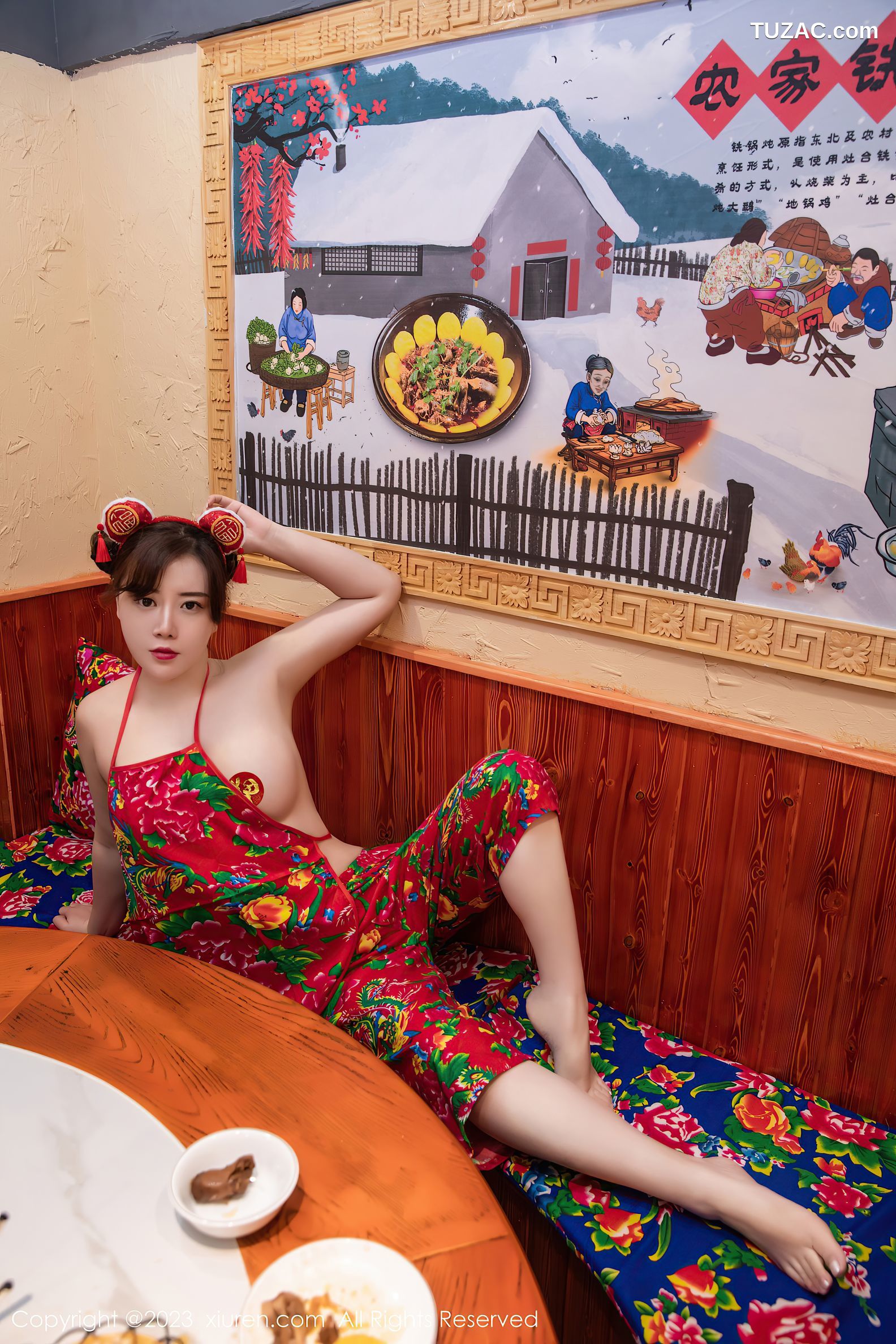XiuRen秀人网-6121-王婉悠-餐桌场景东北大花布布兜