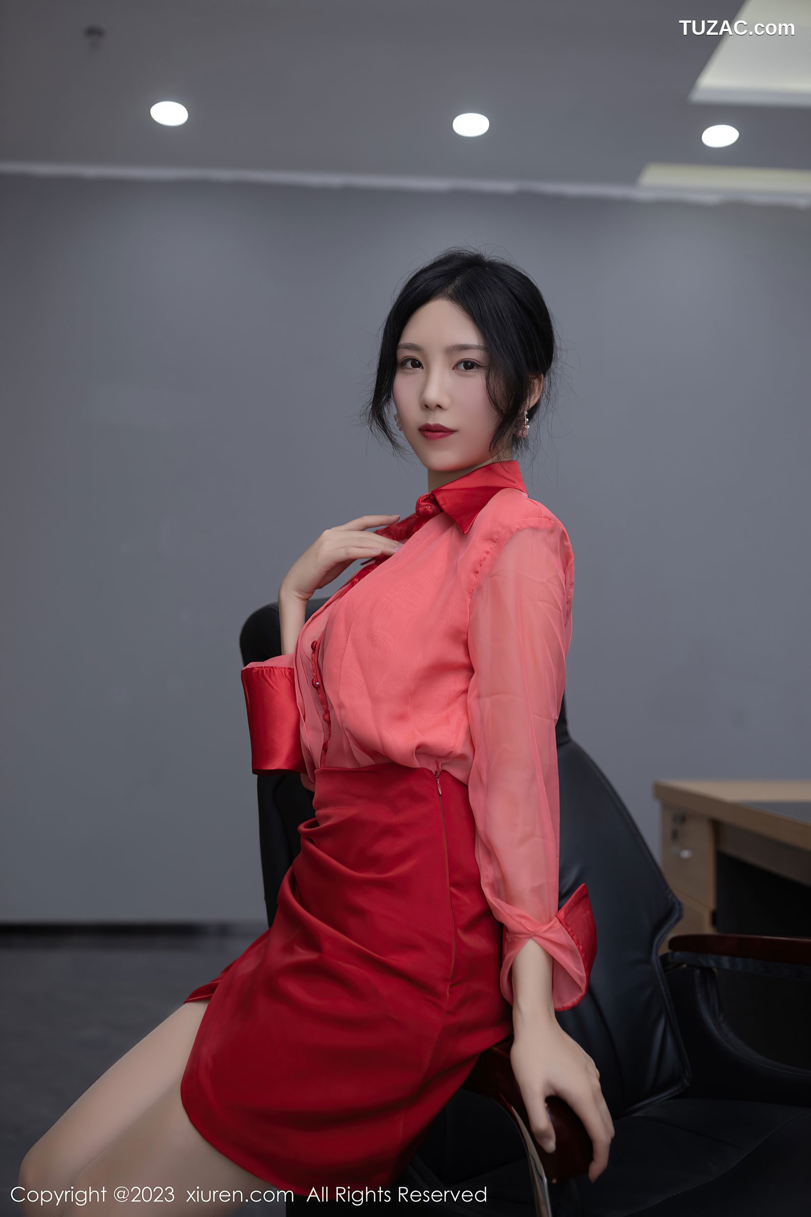 XiuRen秀人网-6189-利世-女老板角色红色薄透上衣红短裙红色内衣